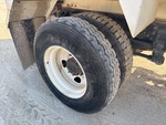 Underbody with Right Rear Drive Tires
