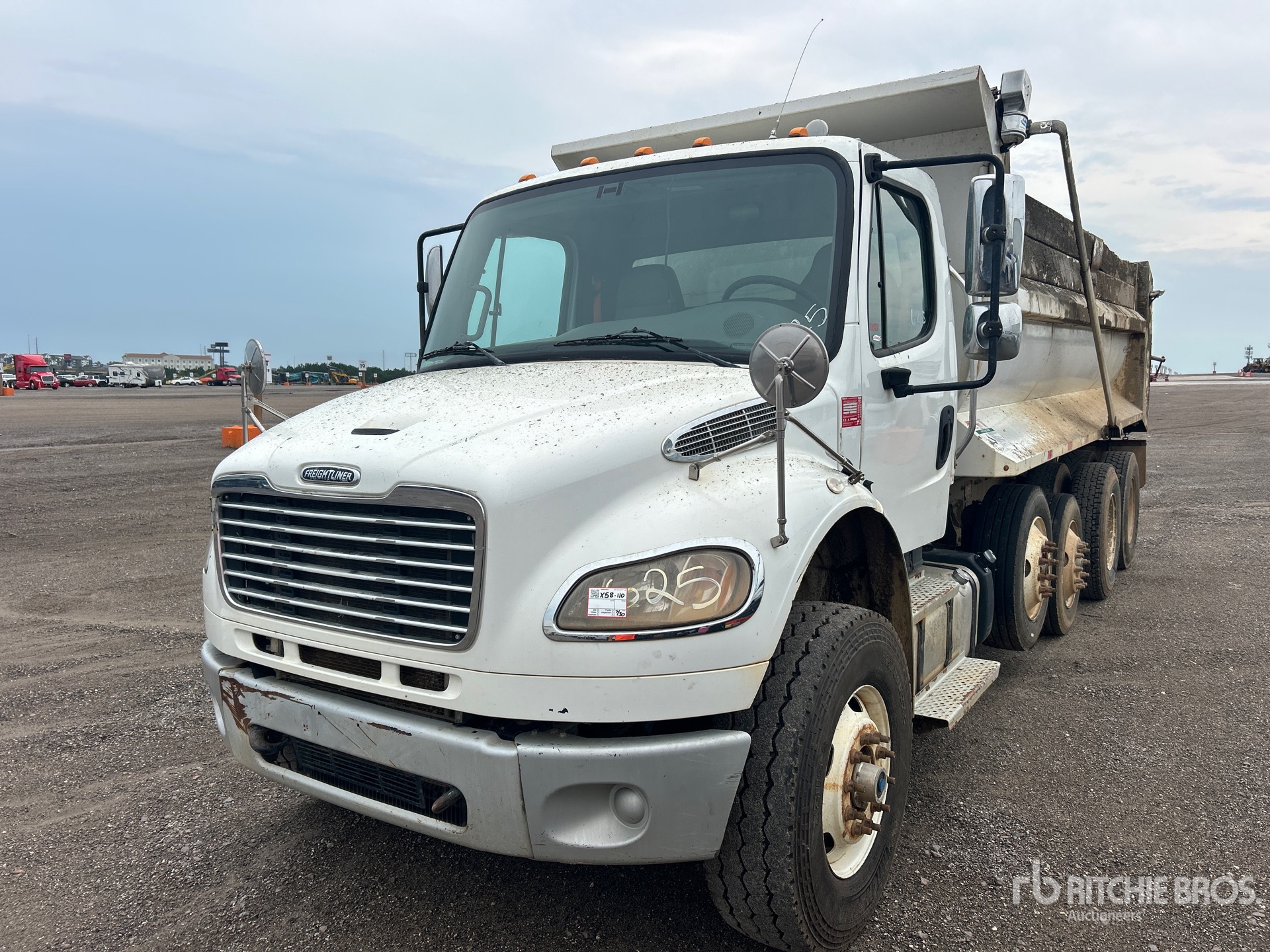2020 Freightliner M2 106