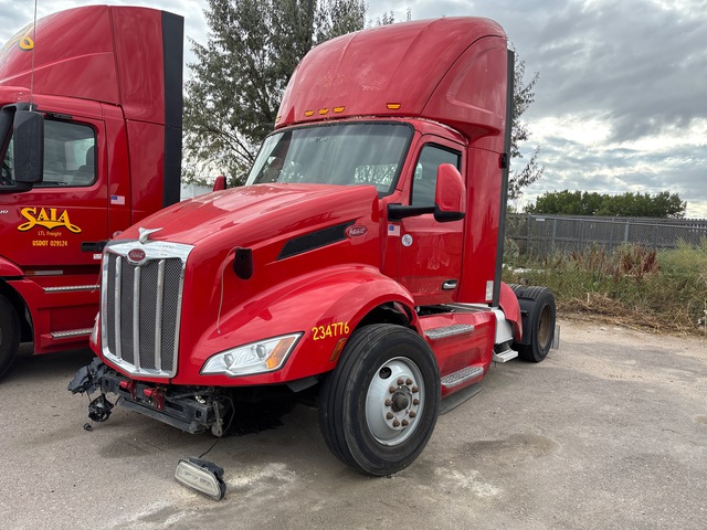 2023 Peterbilt 579 S/A Day Cab Truck Tractor