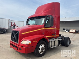 Volvo 2017 VNM42T 4x2 S/A Day Cab — occasion