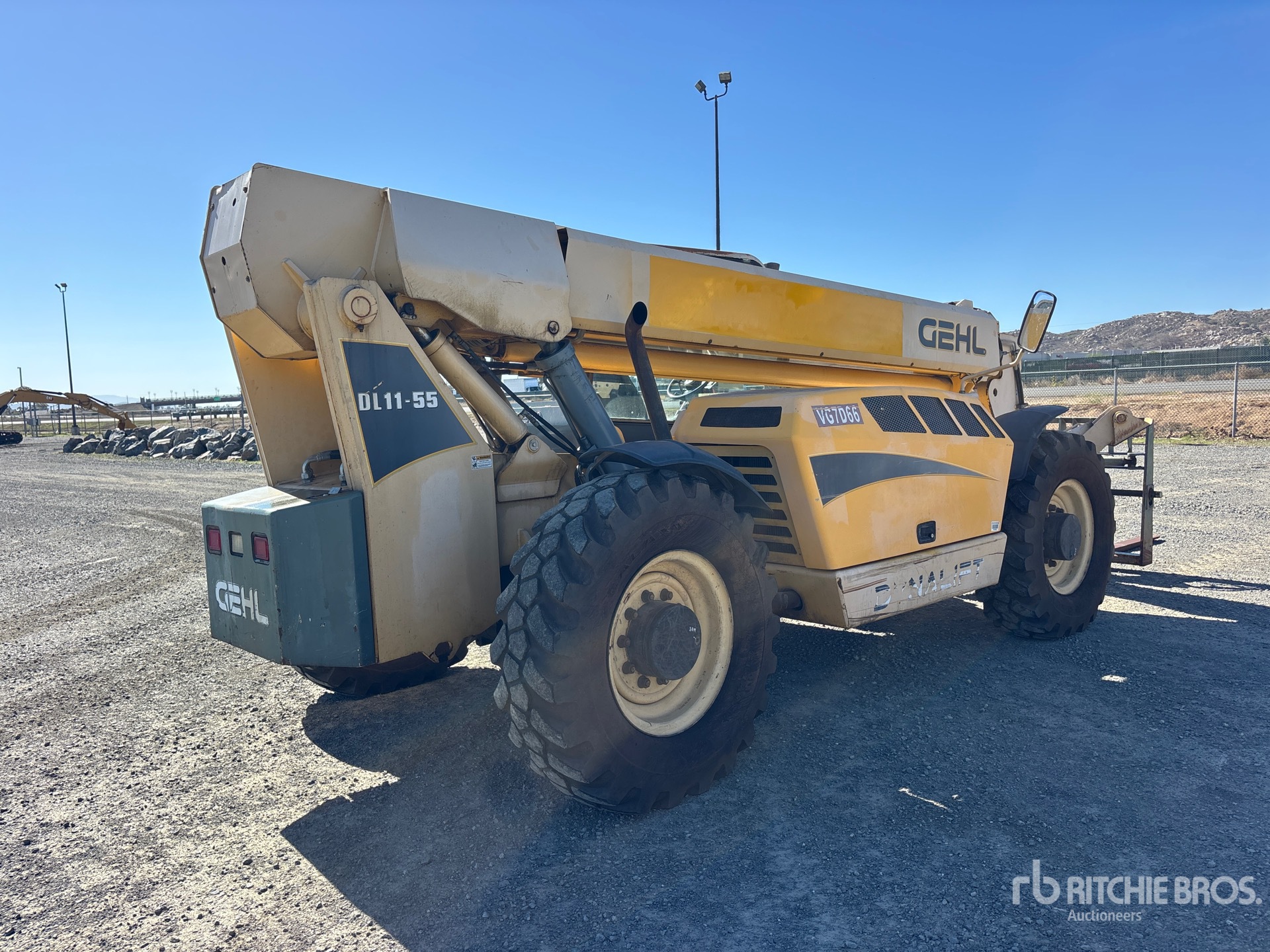 2009 Gehl DL11-55H