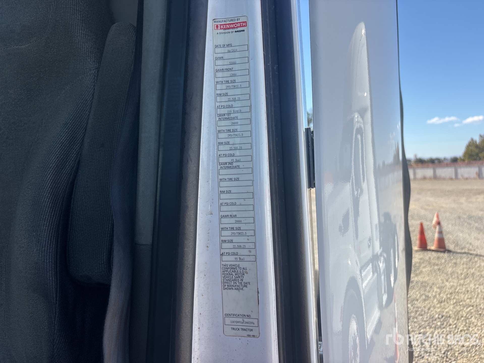 2015 Kenworth T-680