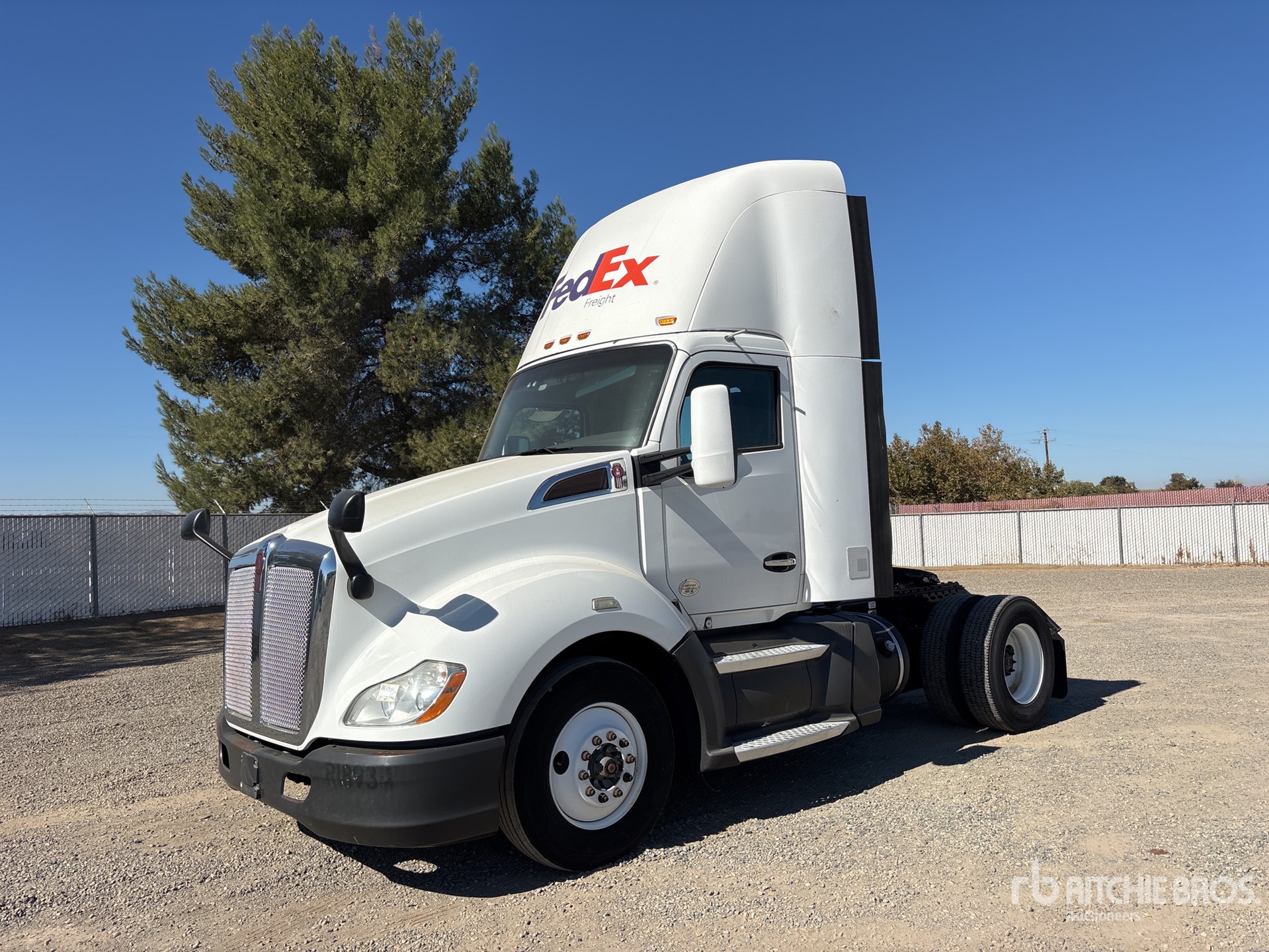 Photo of 2017 Kenworth T-680