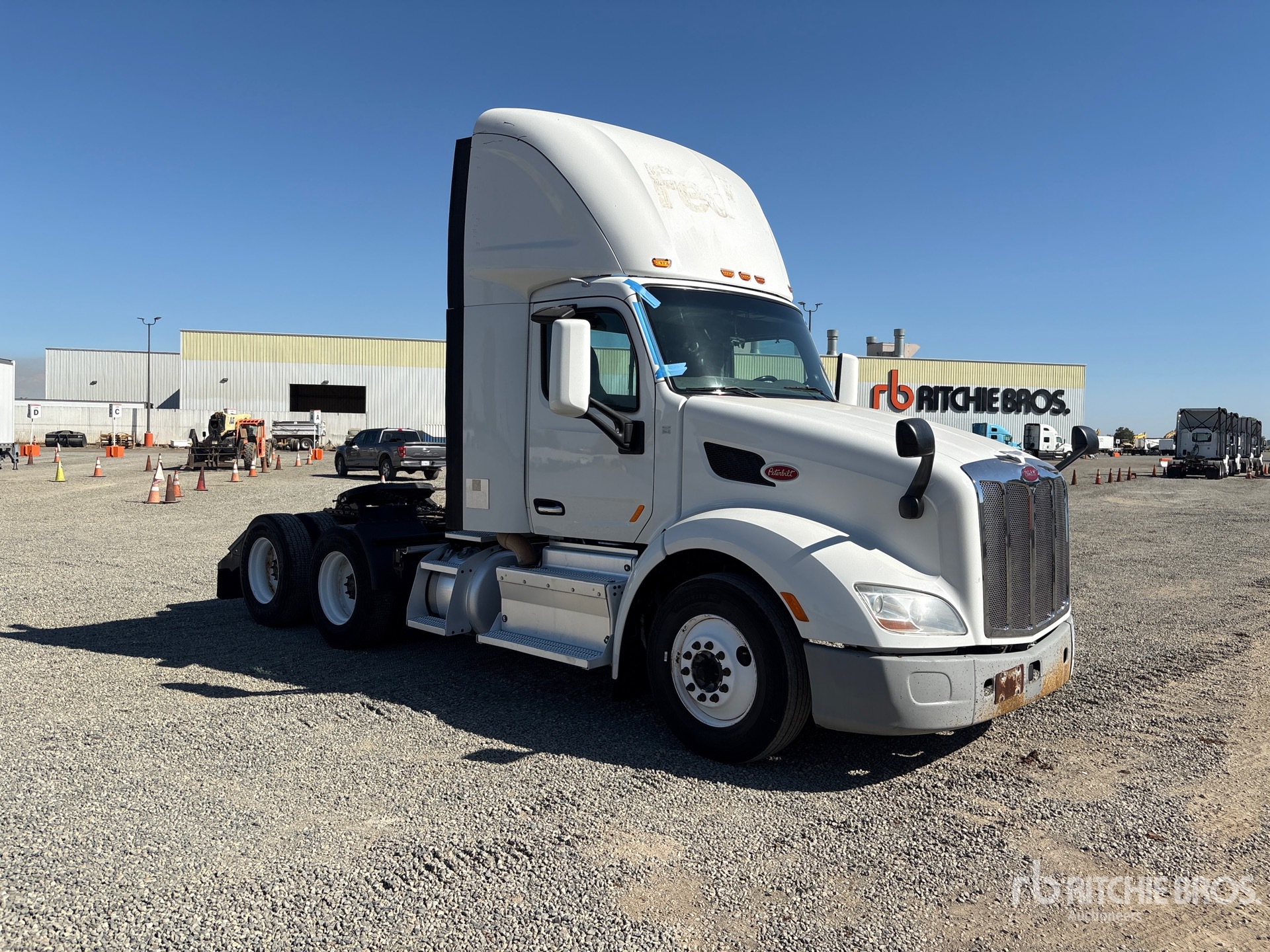 2017 Peterbilt 579