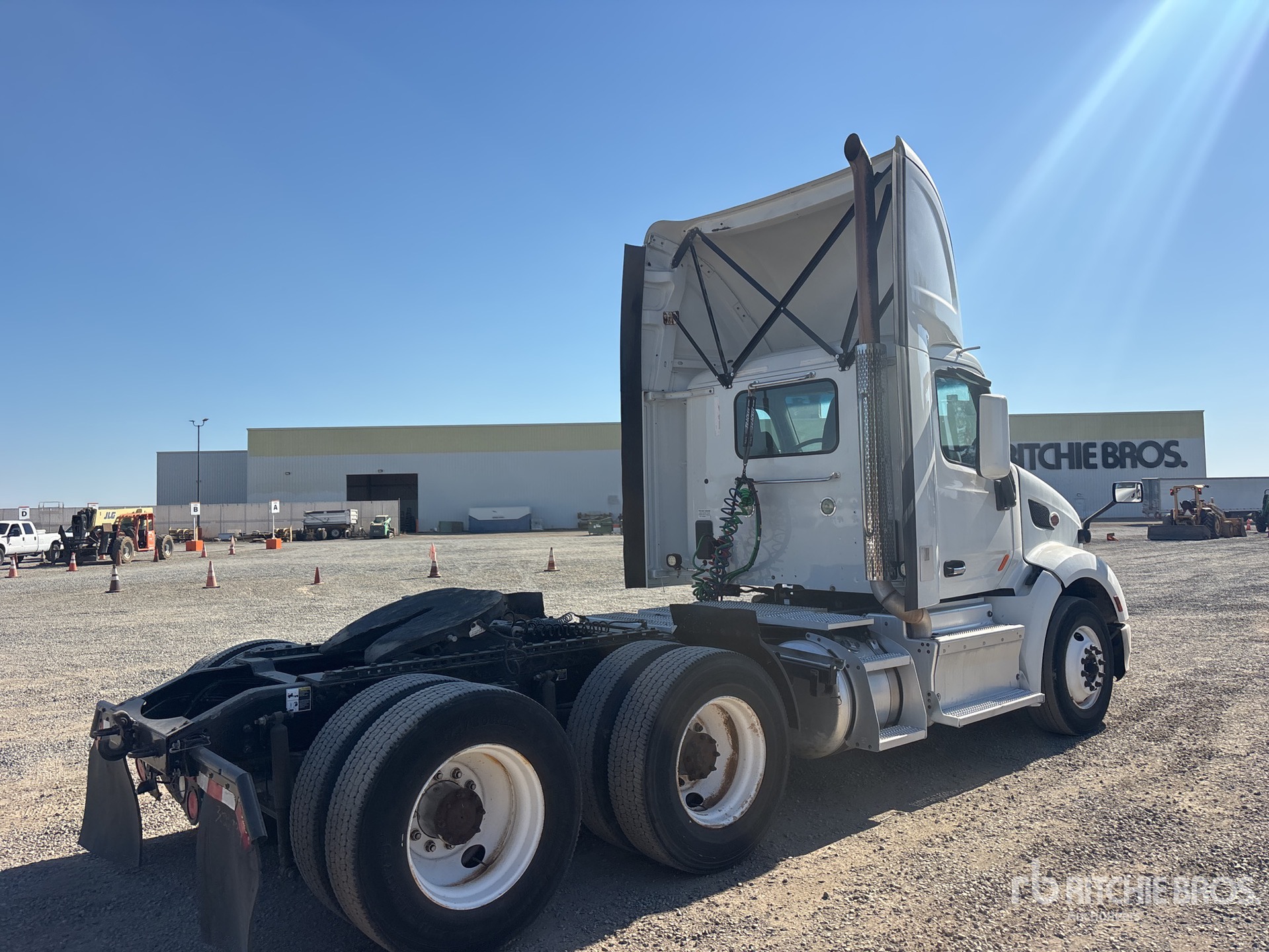 2017 Peterbilt 579