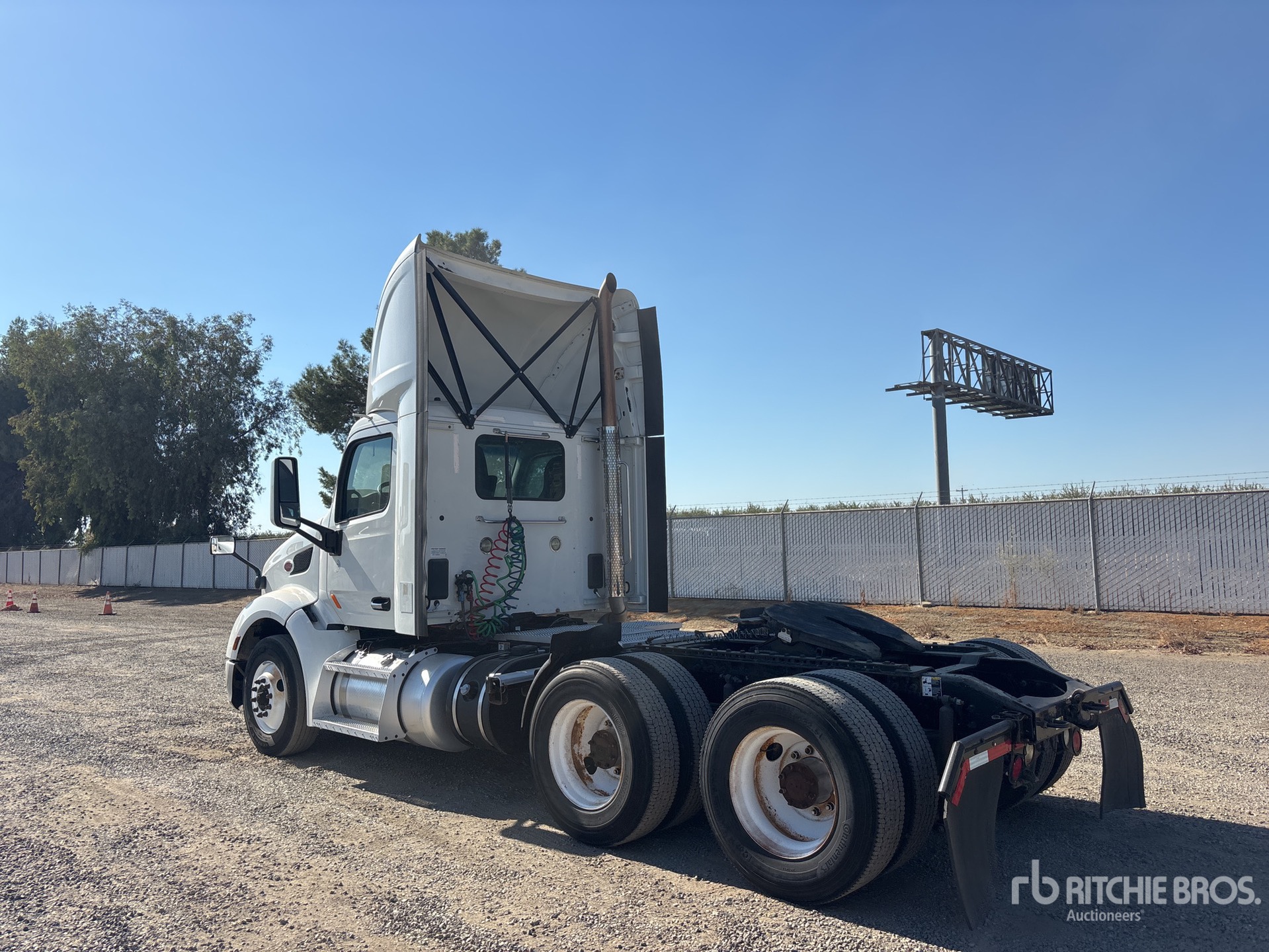 2017 Peterbilt 579
