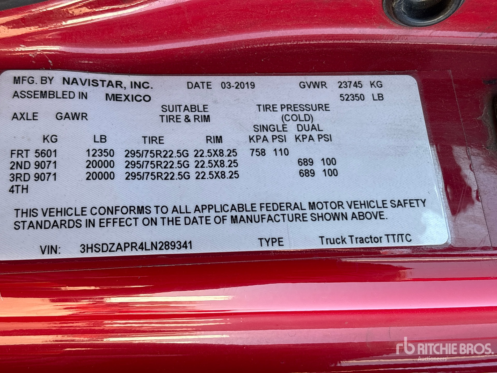 2020 International LT625