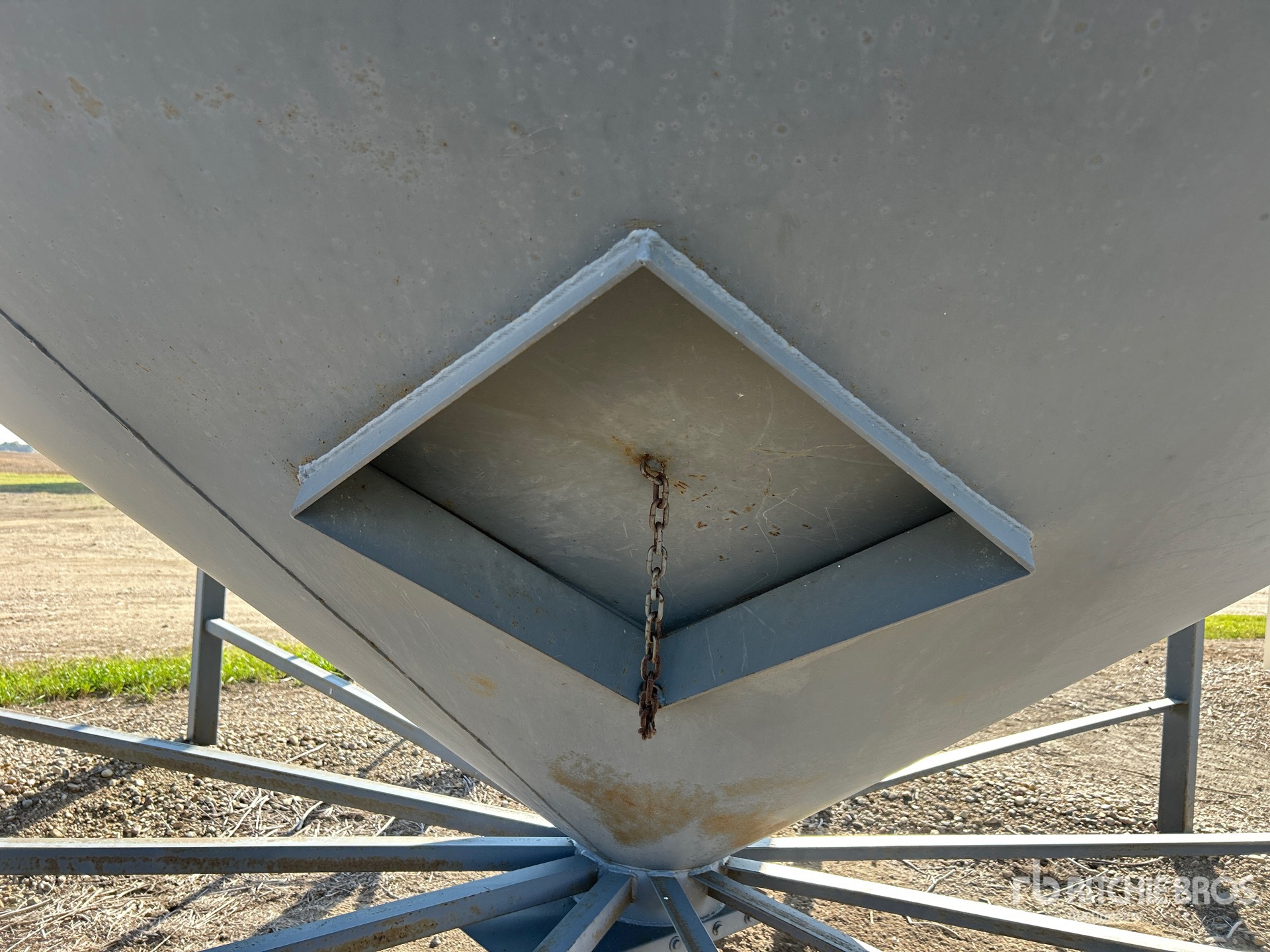 Westeel +/- 4700 bu 6 Ring
