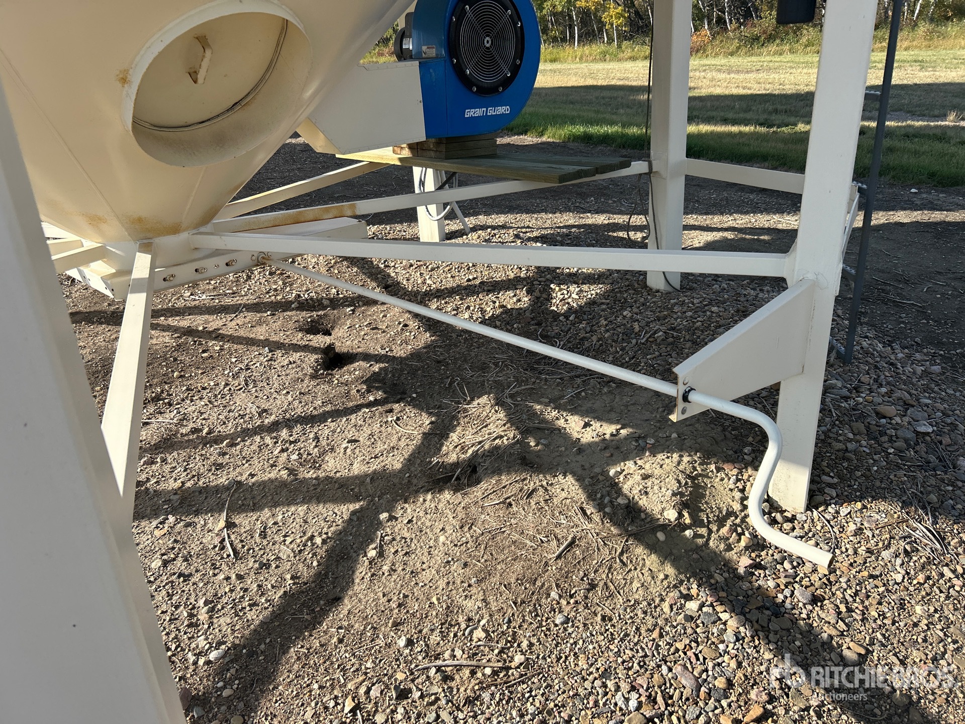 2012 Meridian GRAINMAX GM4000