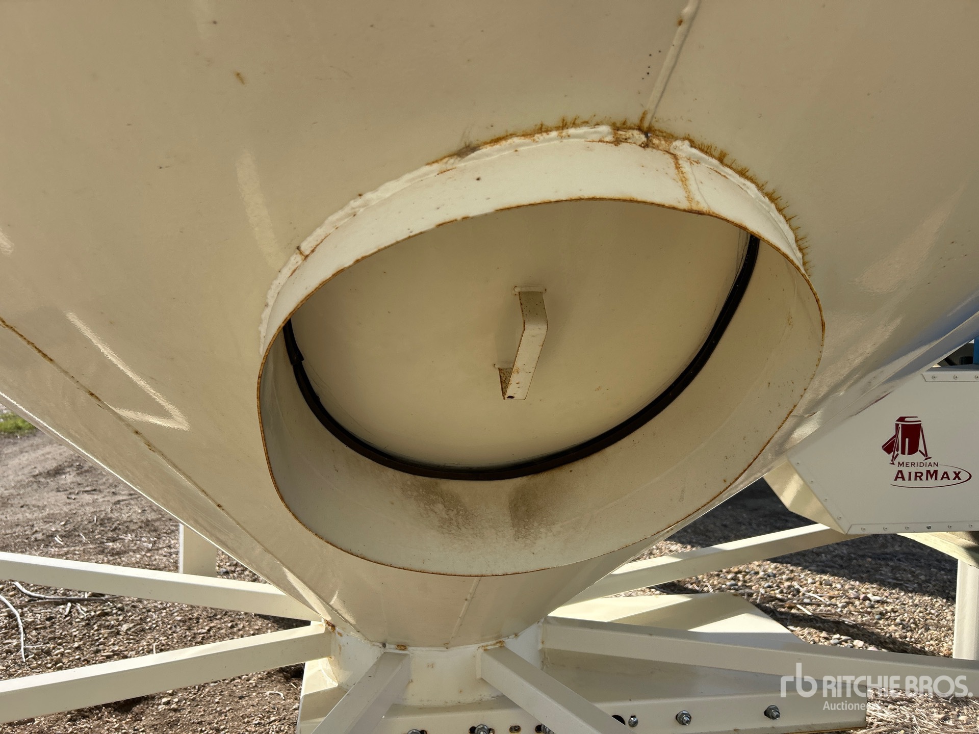 2013 Meridian GRAINMAX GM4000