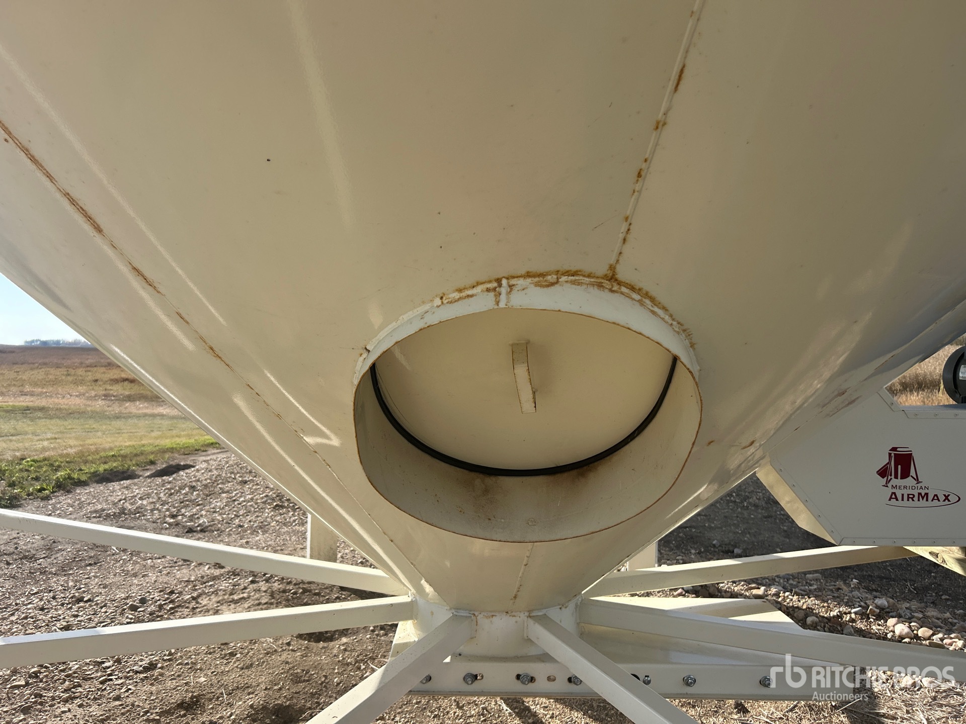 2013 Meridian GRAINMAX GM4000
