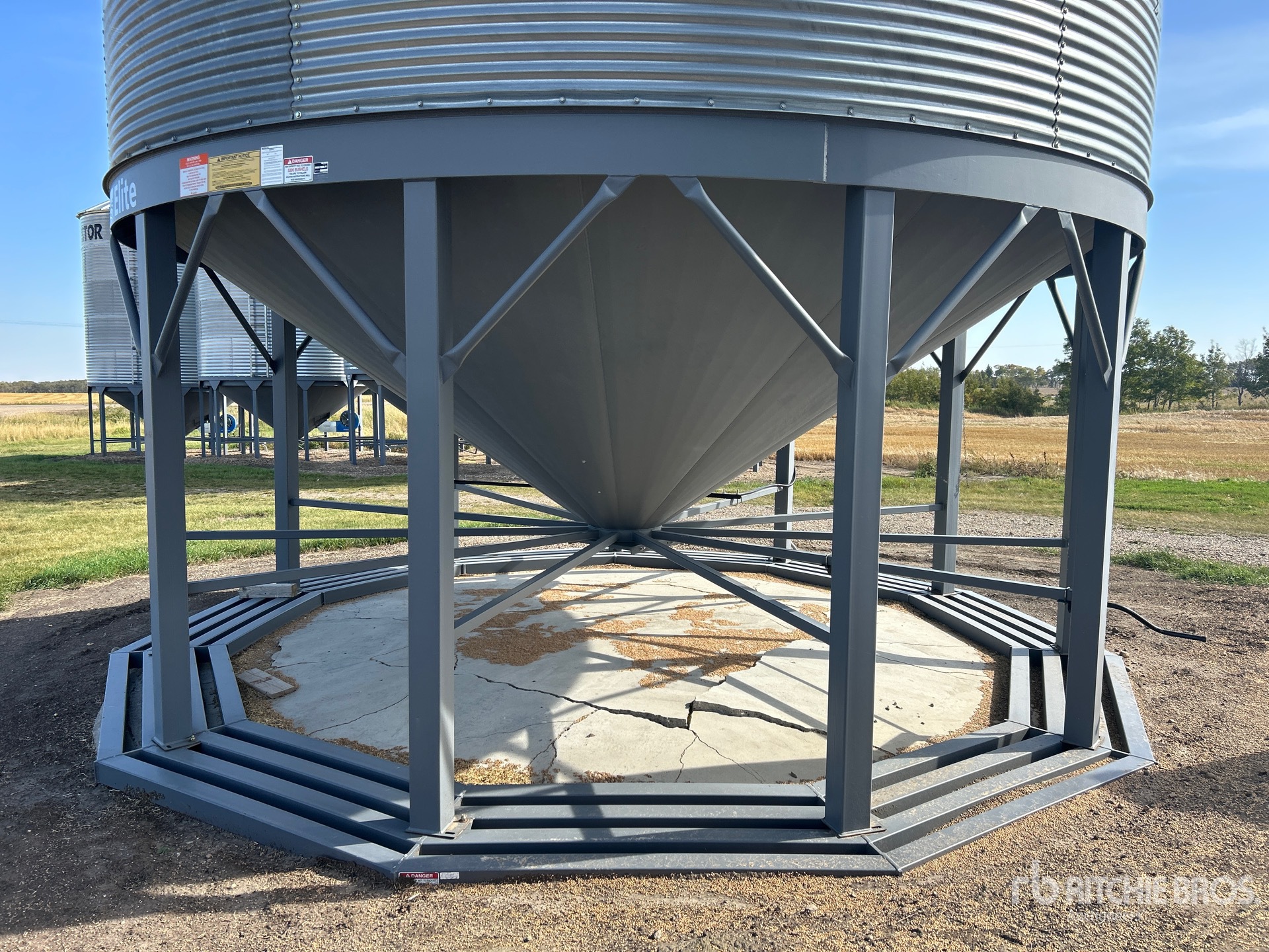 Westeel +/- 6000 bu 8 Ring