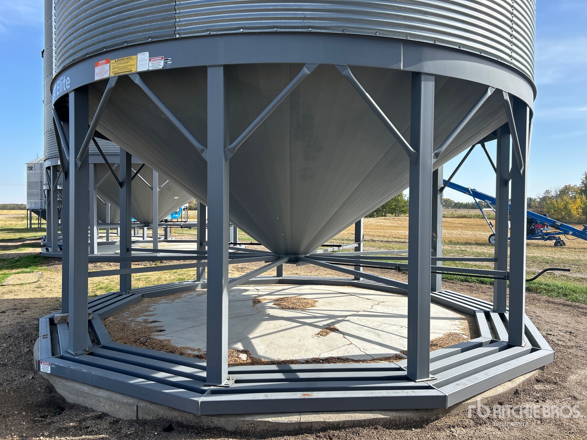 Westeel +/- 6000 bu 8 Ring