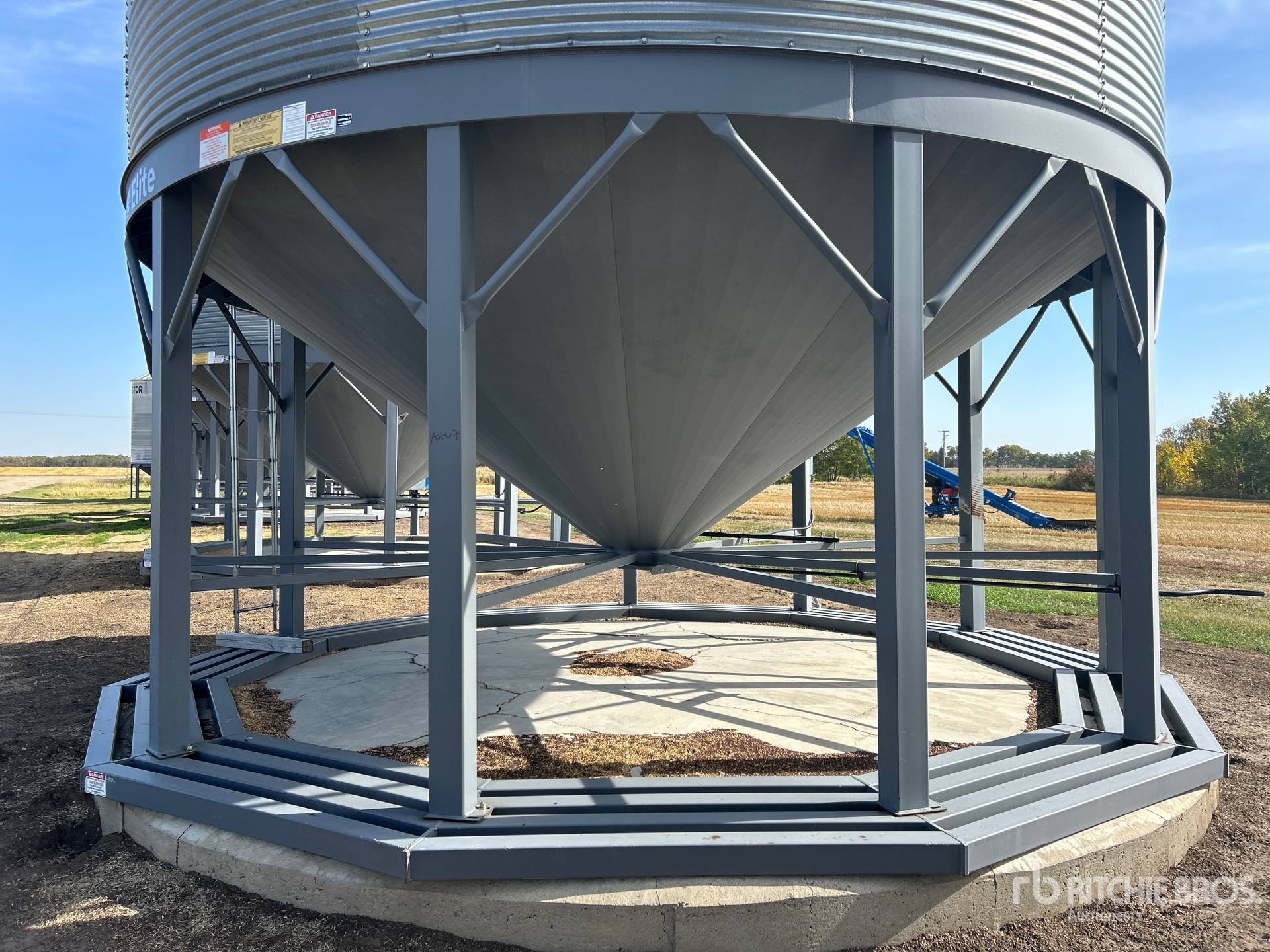 Westeel +/- 6000 bu 8 Ring