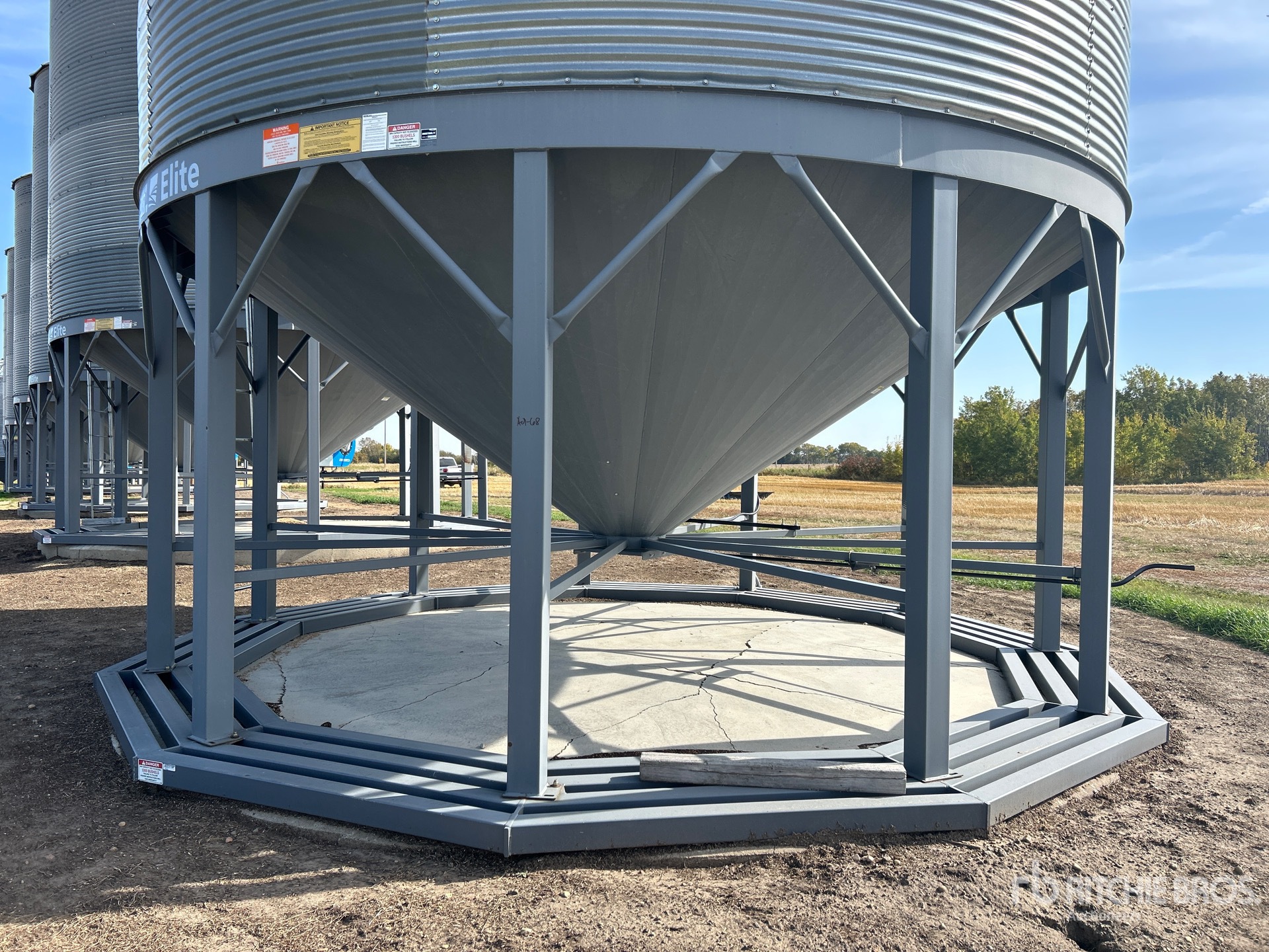 Westeel +/- 6000 bu 8 Ring
