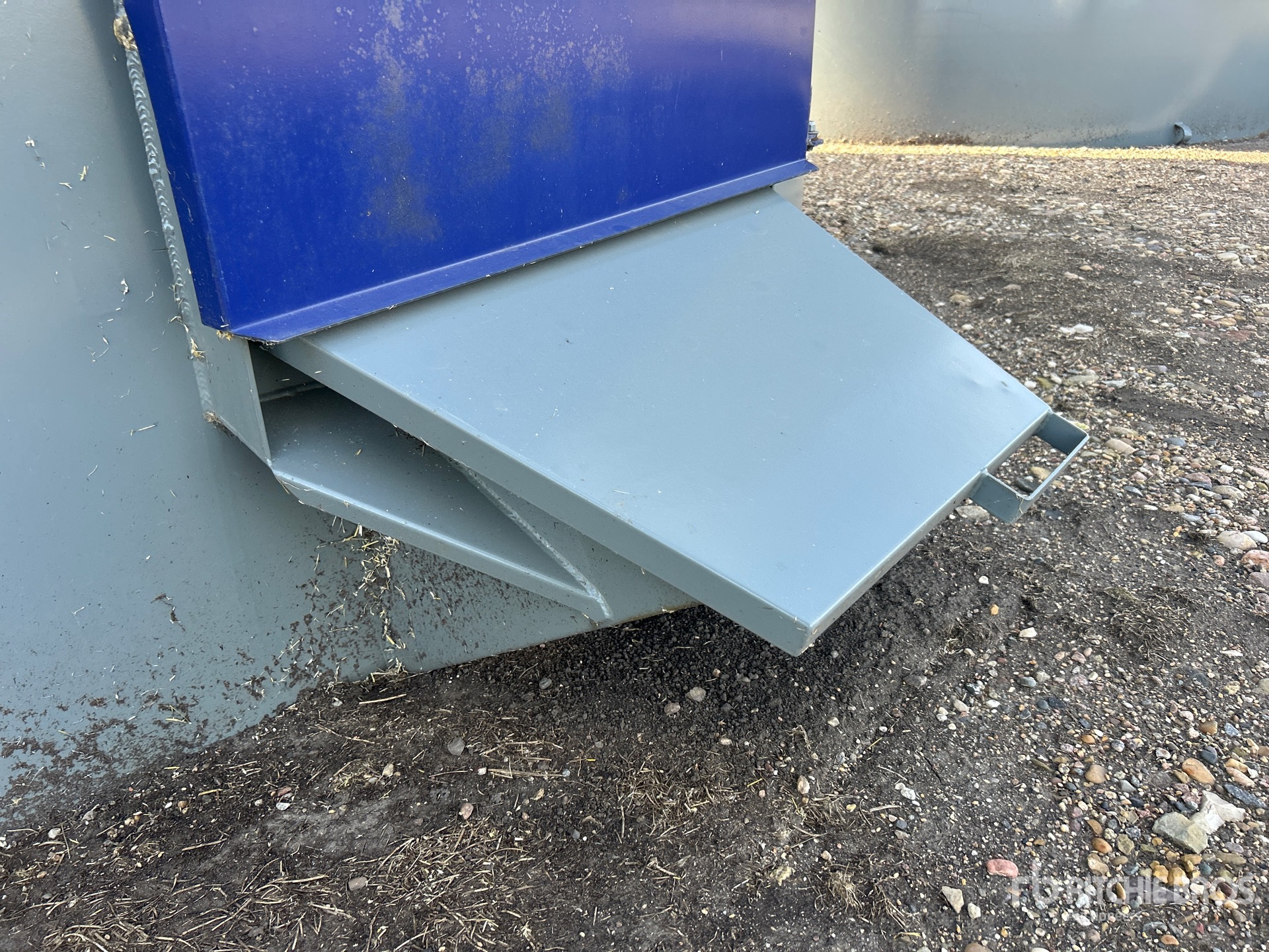 Butler +/- 4400 bu 4 Ring