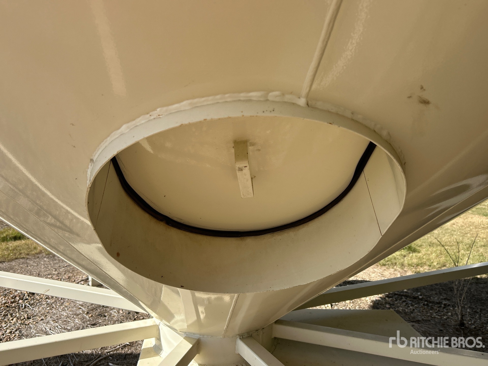 2011 Meridian GRAINMAX GM4000