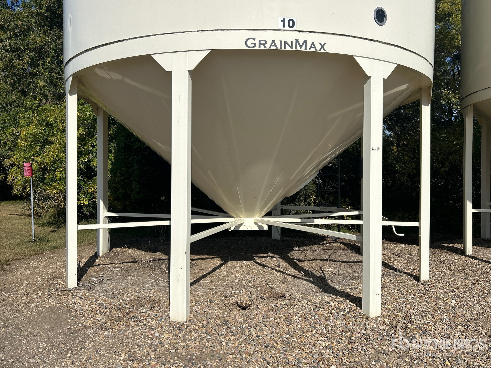 2011 Meridian GRAINMAX GM4000