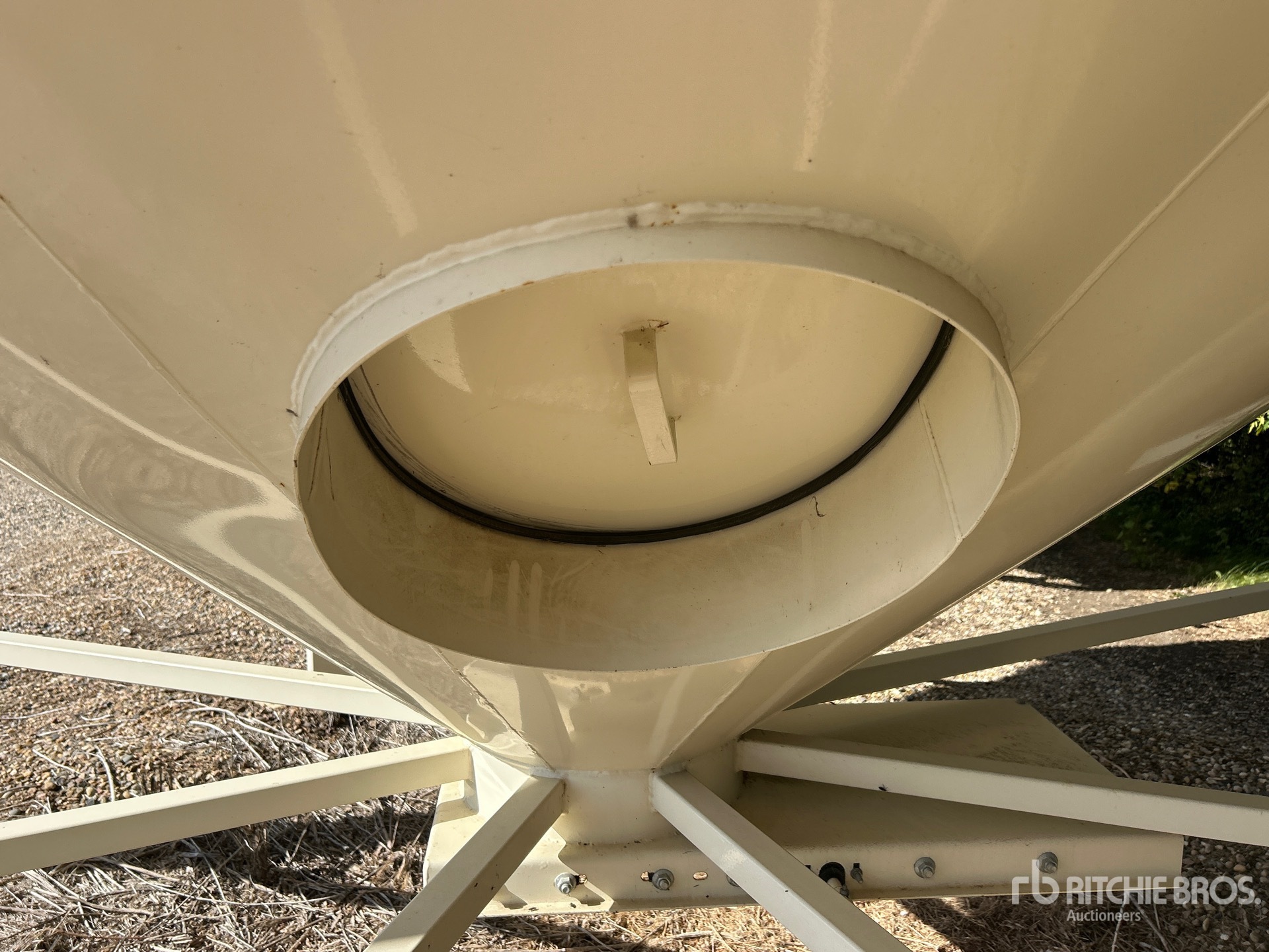2011 Meridian GRAINMAX GM4000