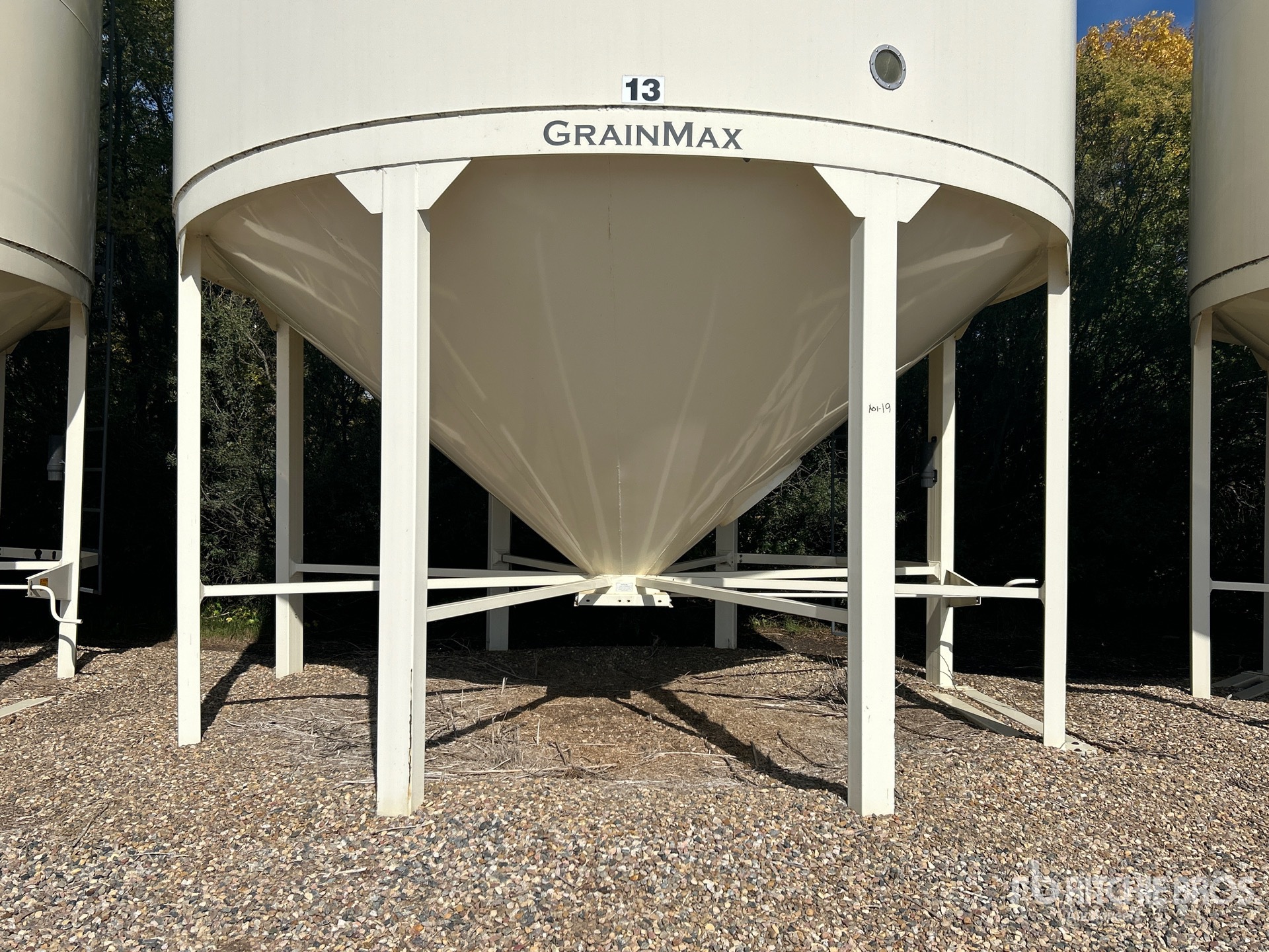 2011 Meridian GRAINMAX GM4000