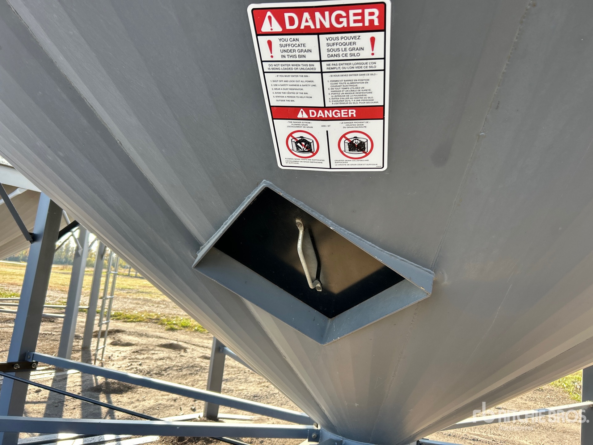 2012 Westeel 1805