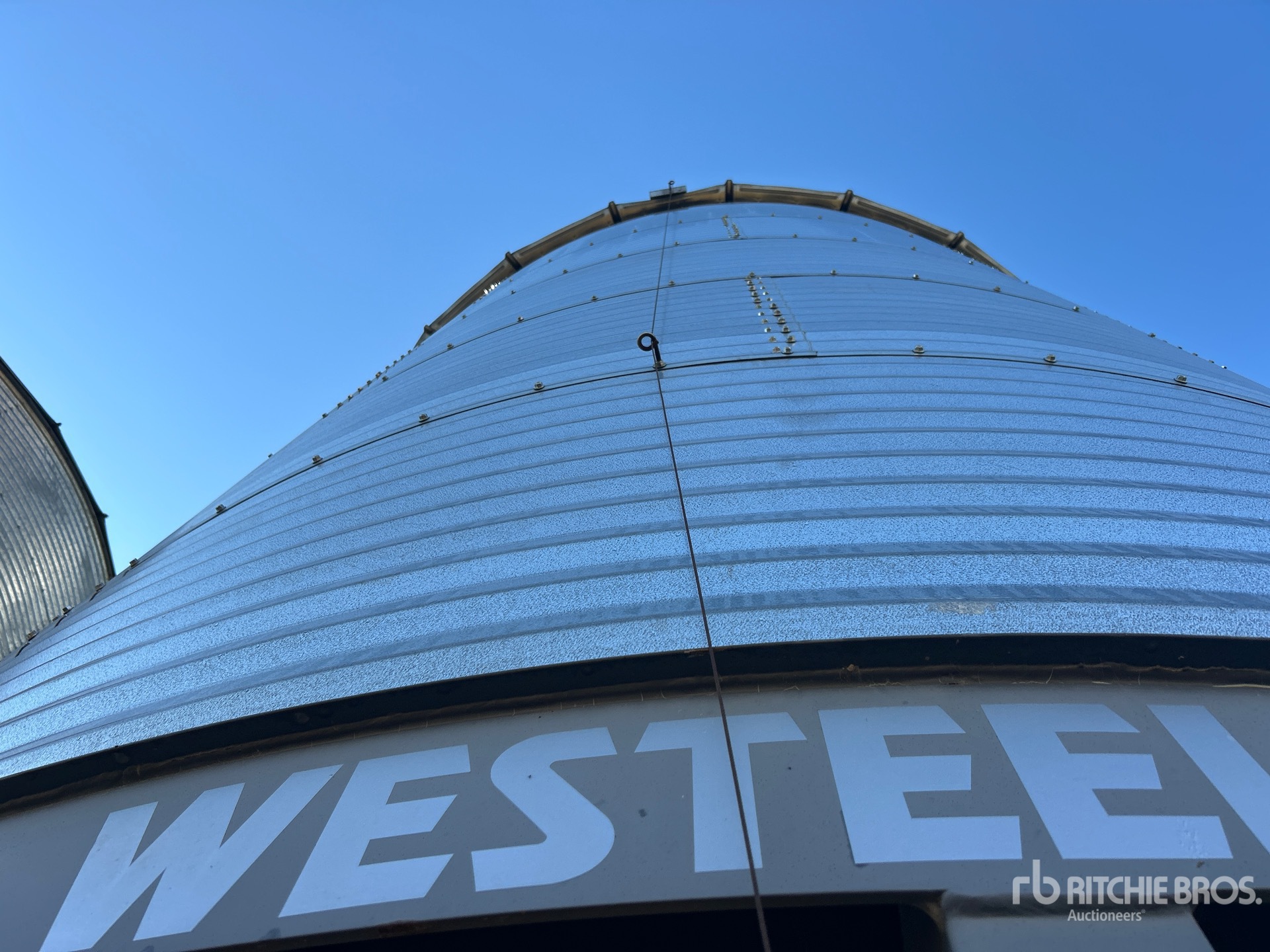 2012 Westeel 1805