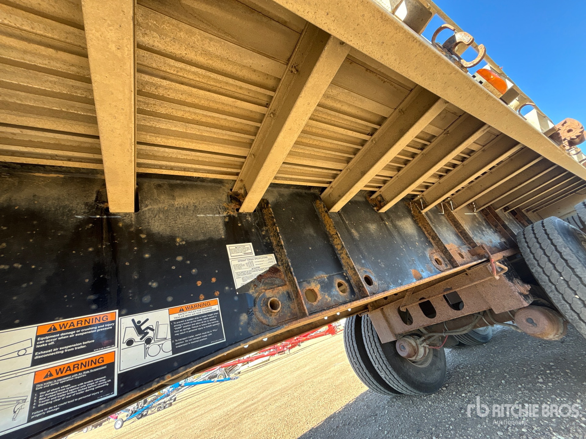 2006 Wilson 48 ft T/A