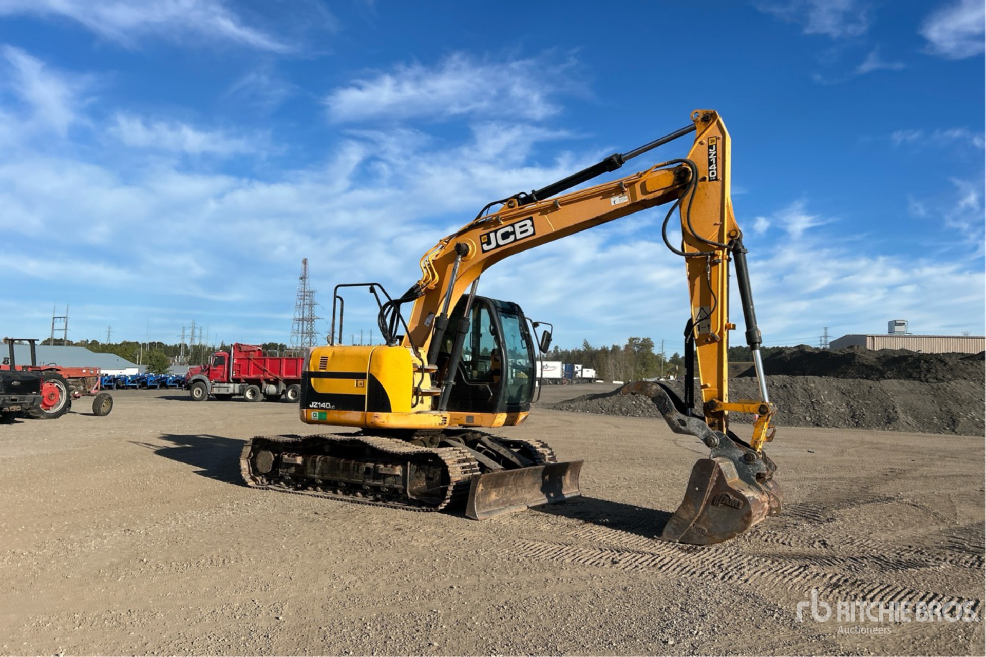 2010 JCB JZ140LC