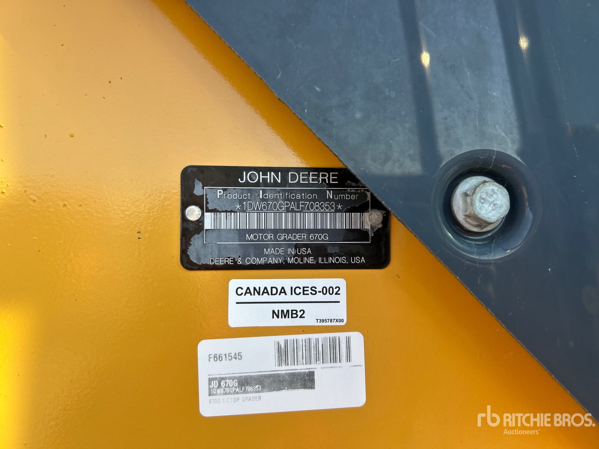 2020 John Deere 670GP