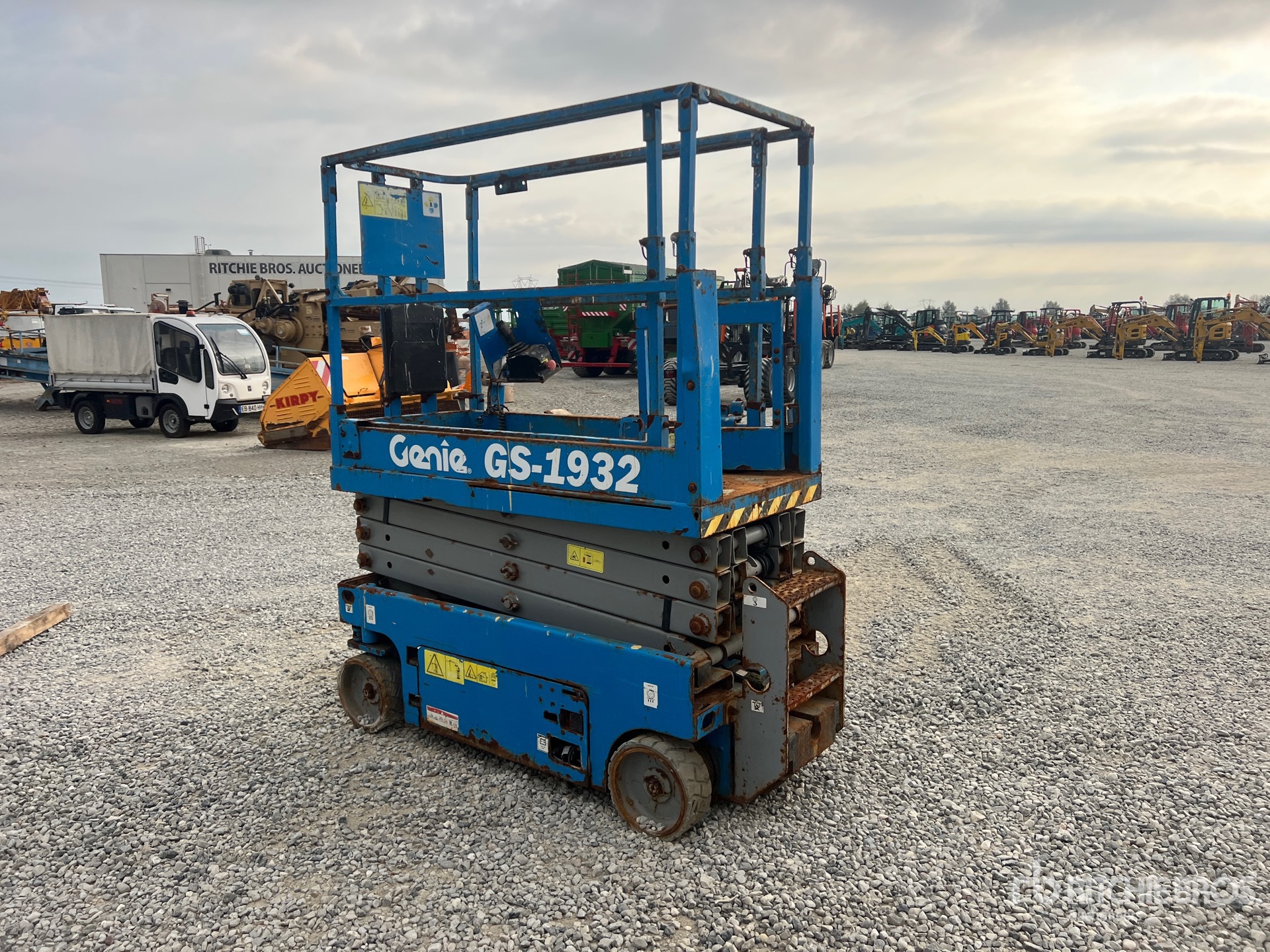 2011 Genie GS1932