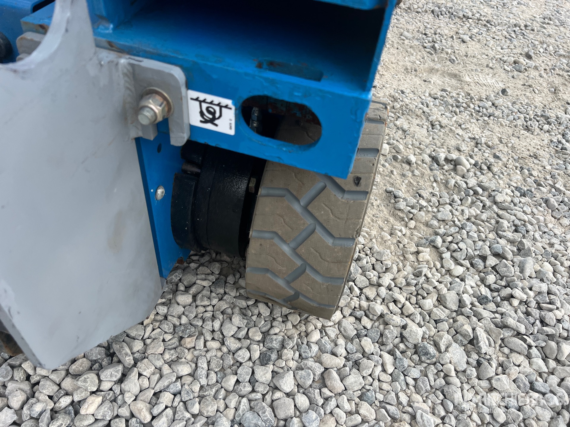2016 Genie GS1932