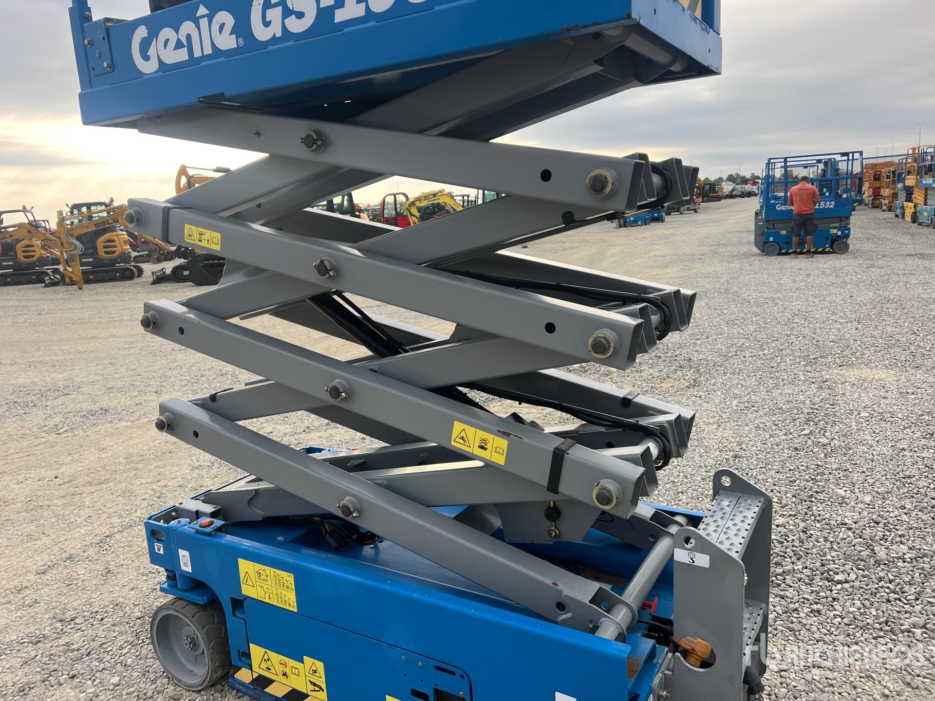 2016 Genie GS1932