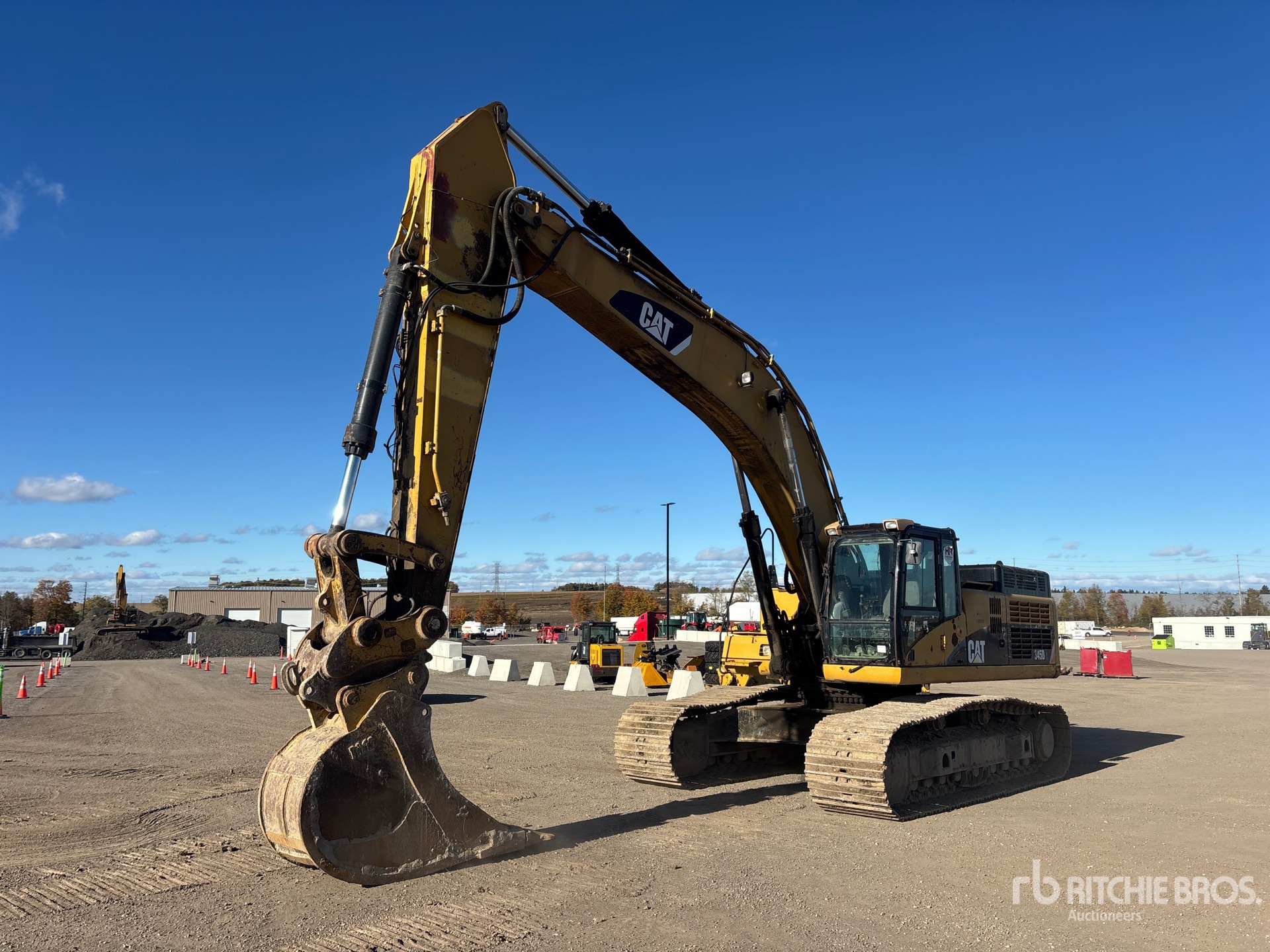 2009 Caterpillar 345D L
