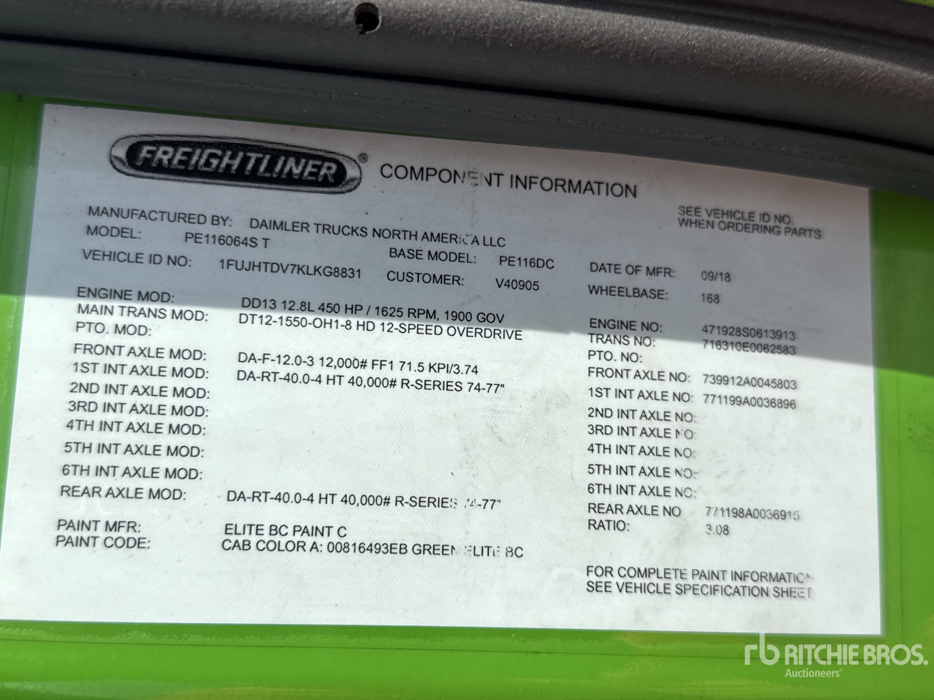 2019 Freightliner CASCADIA 116