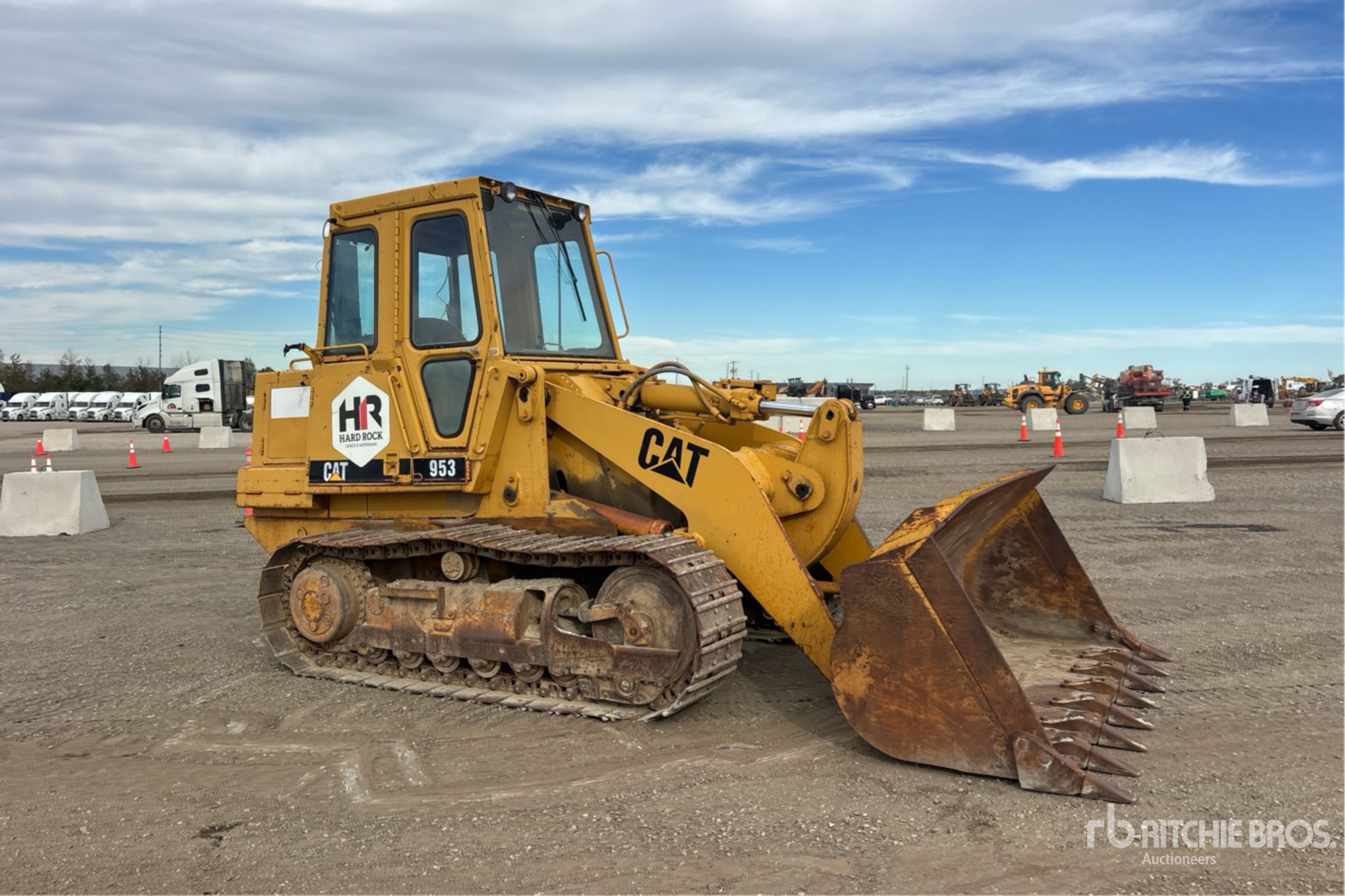 1981 Caterpillar 953