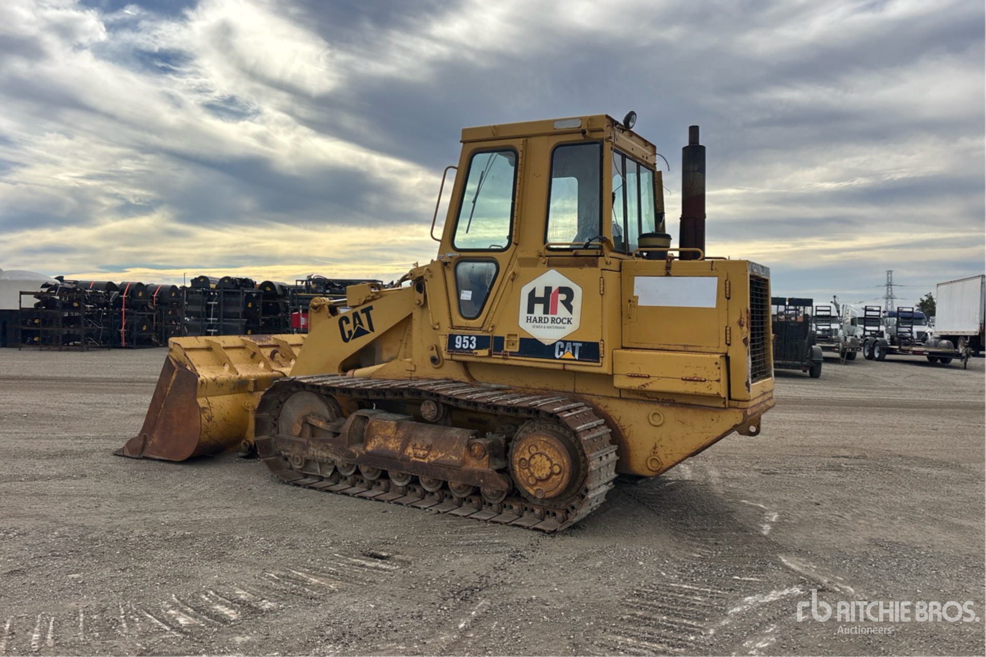 1981 Caterpillar 953