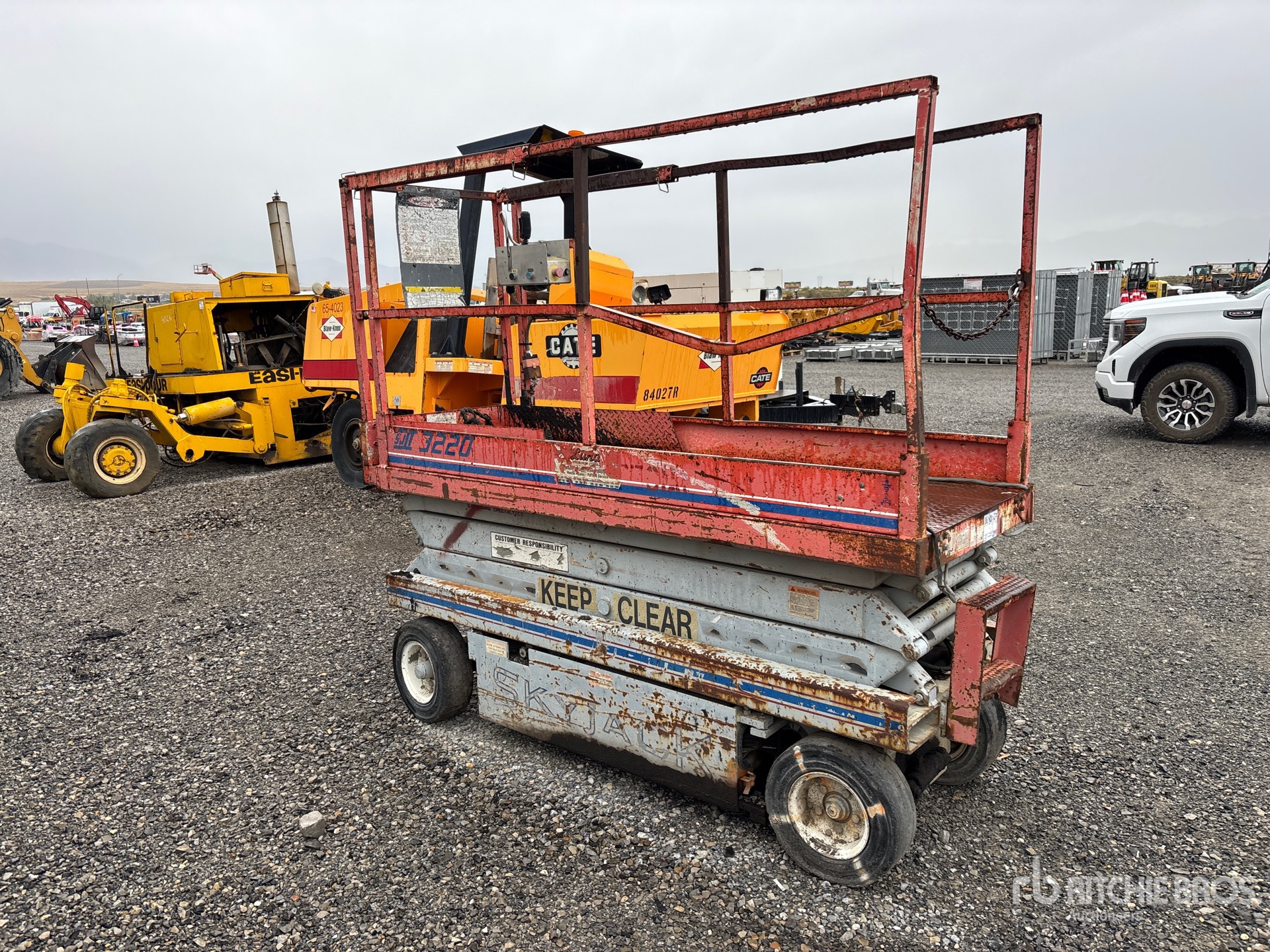 Photo of Skyjack SJ3220