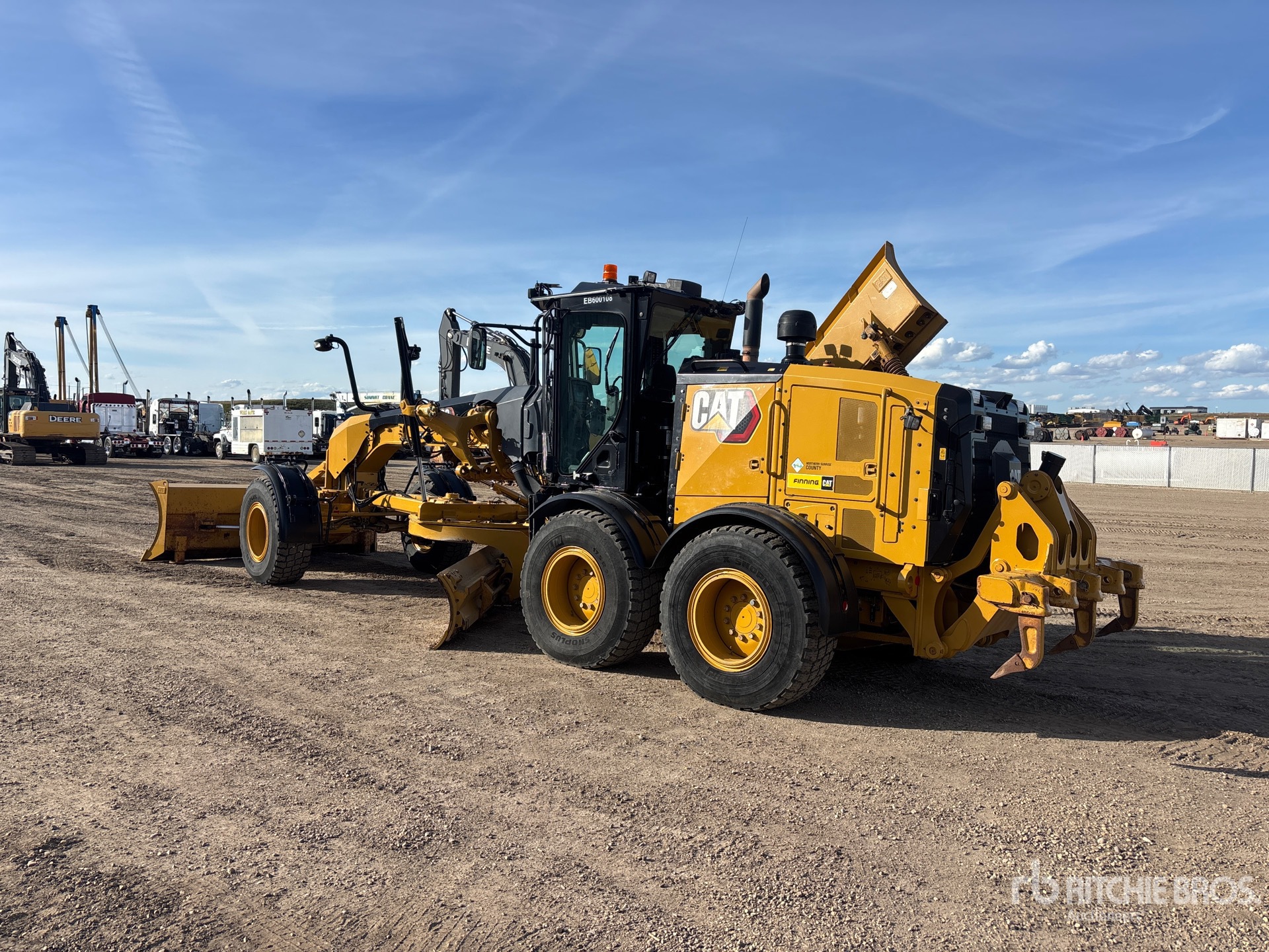 2020 Caterpillar 160M VHP PLUS