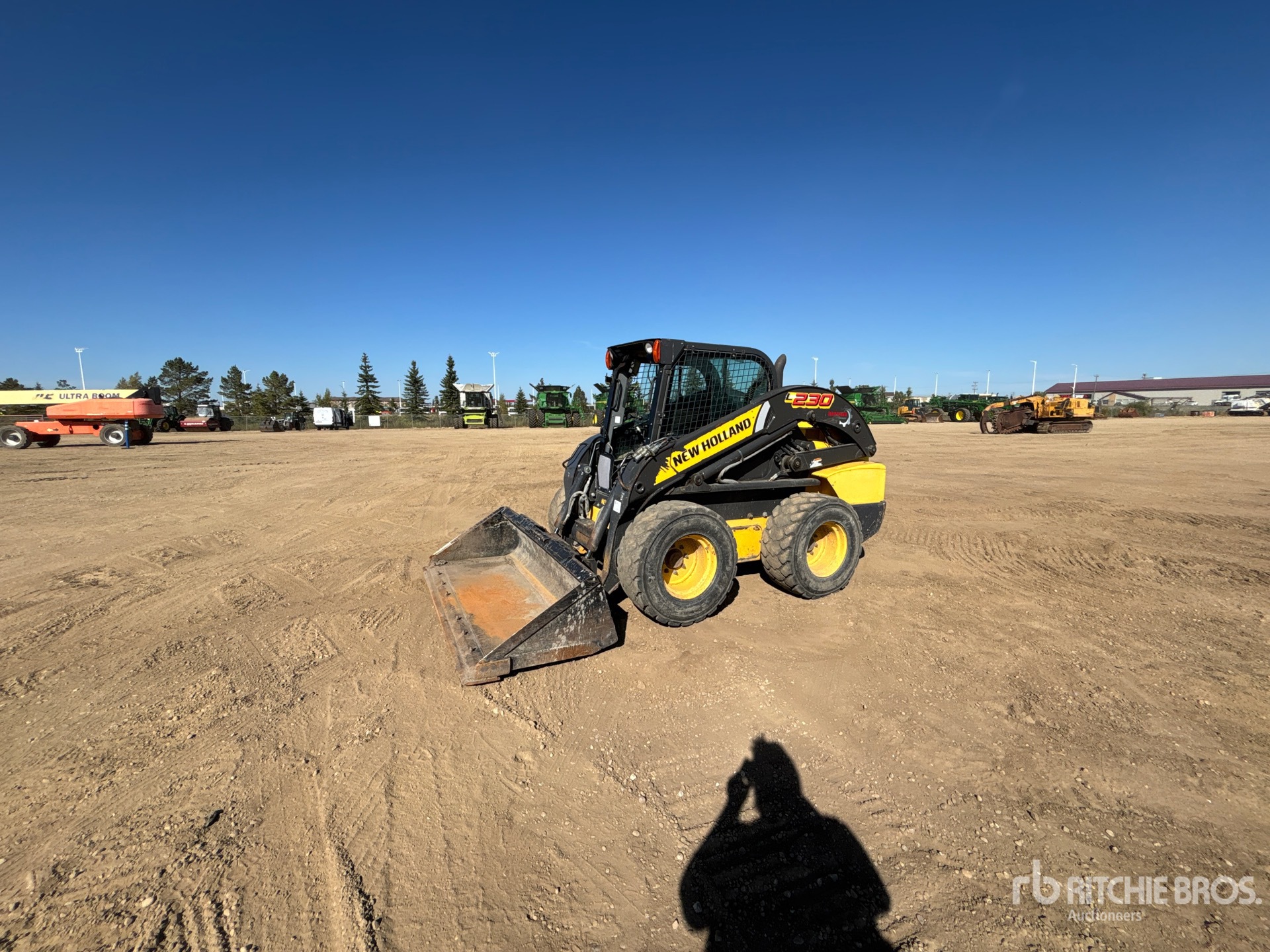 2012 New Holland L230