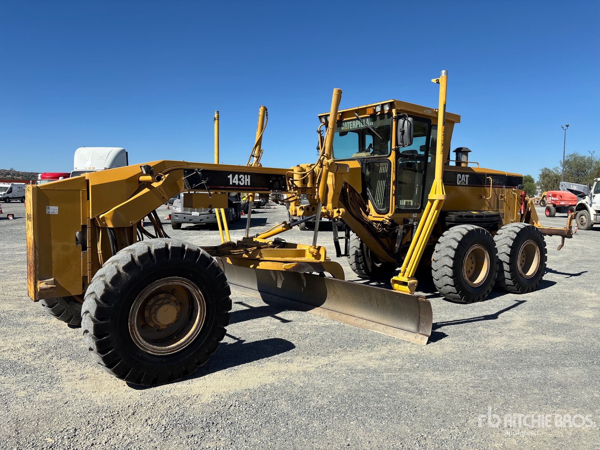 Photo of 2004 Caterpillar 143H