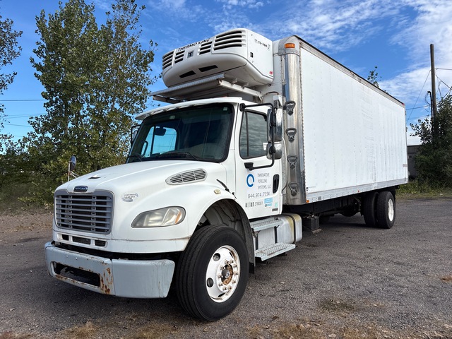 2009 Freightliner M2 106 4x2 Refrigerated Truck