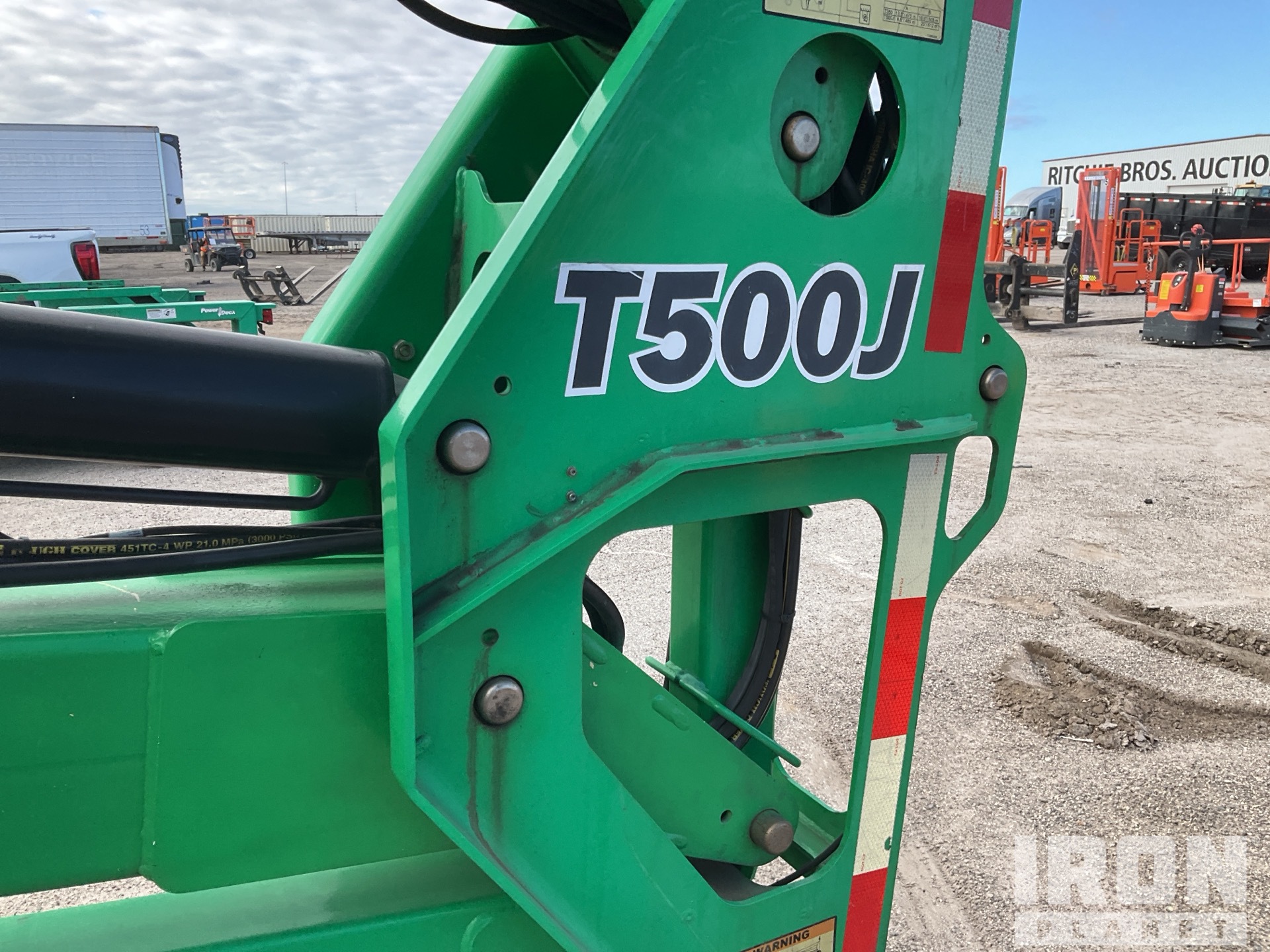 2018 JLG T500J