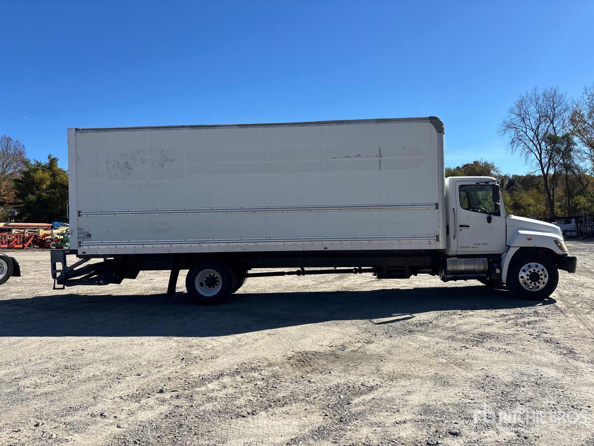 2020 Hino 268