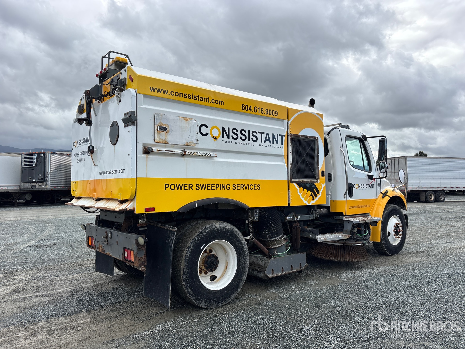 2019 Freightliner M2