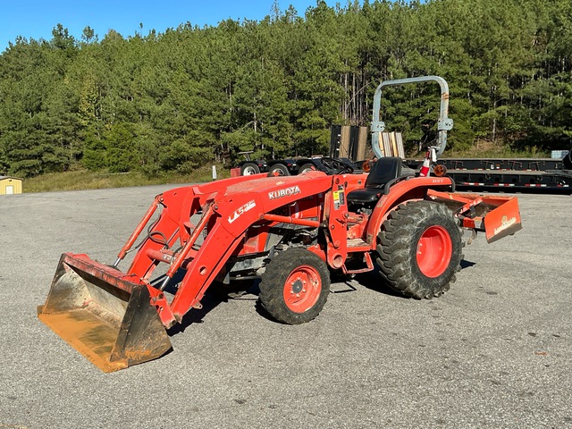 1951 Kubota L2501HST 4WD Utility Tractor 1951 Kubota L2501HST 4WD Utility Tractor