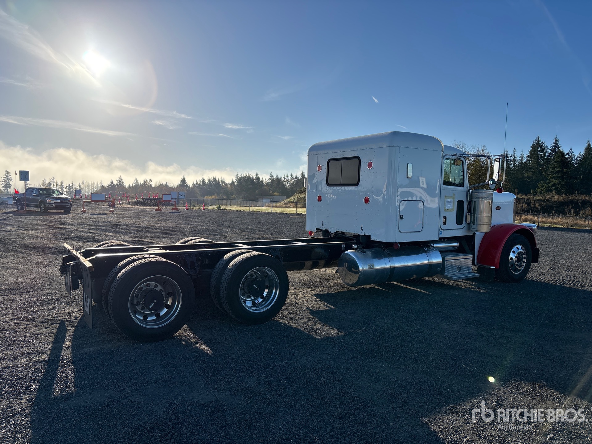 2019 Peterbilt 389