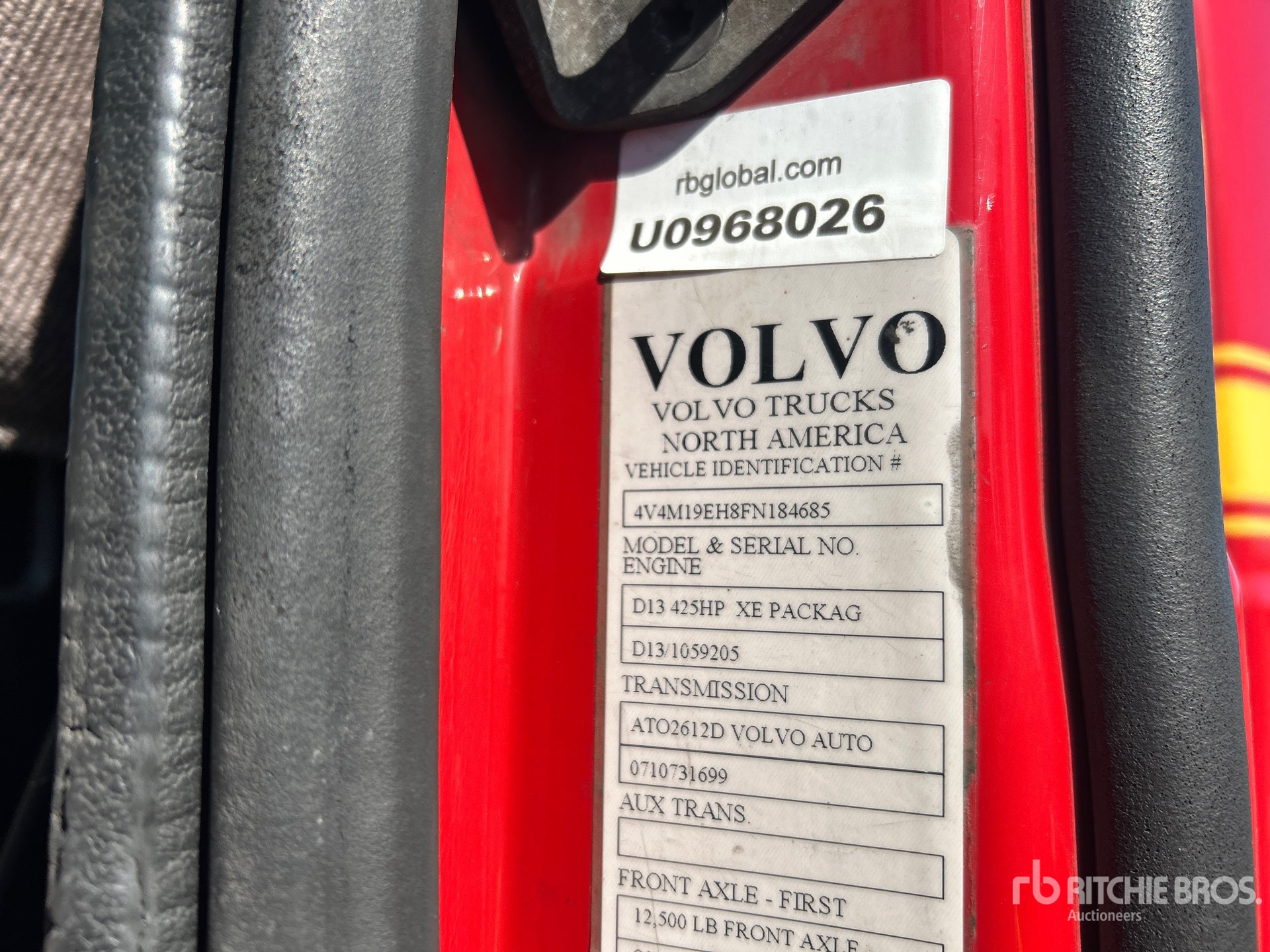 2015 Volvo VNM