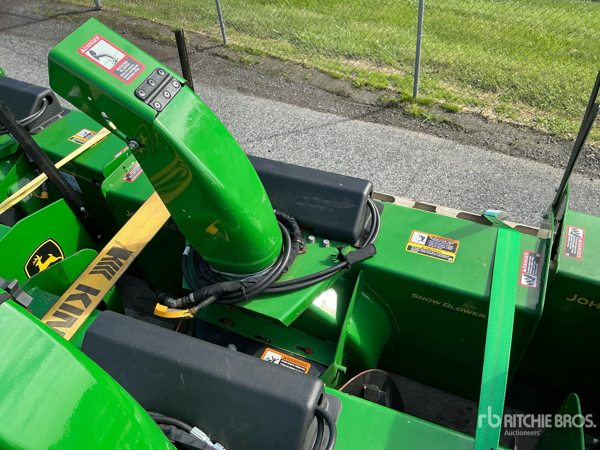 John Deere 47 IN SNOW BLOWER ATTACHMENT