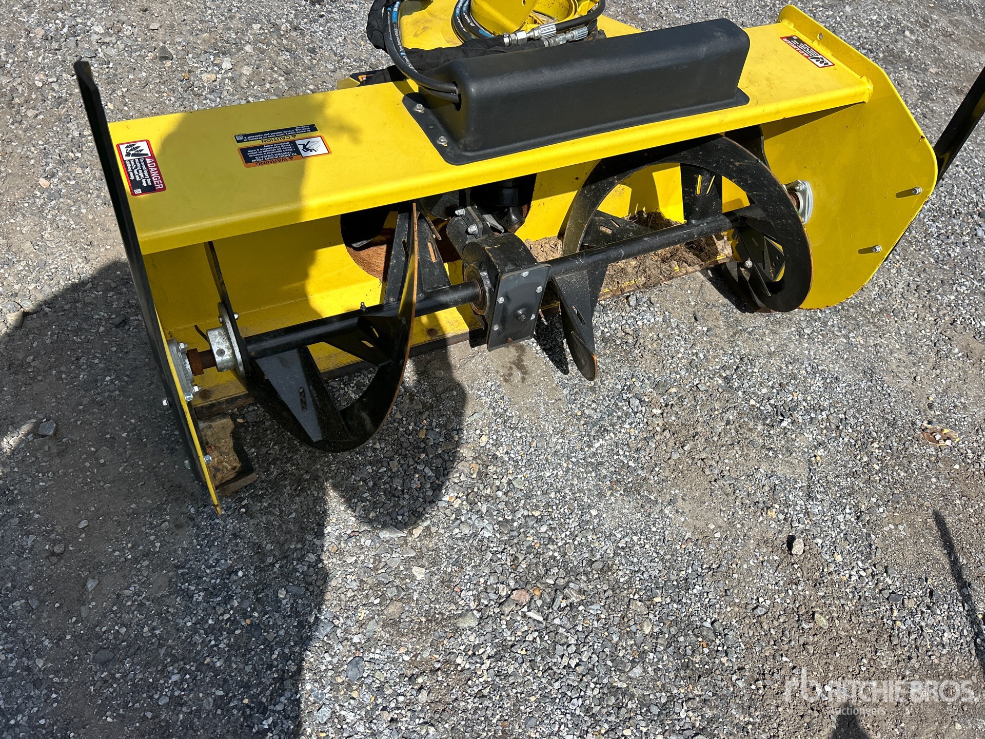 2022 John Deere 47 IN