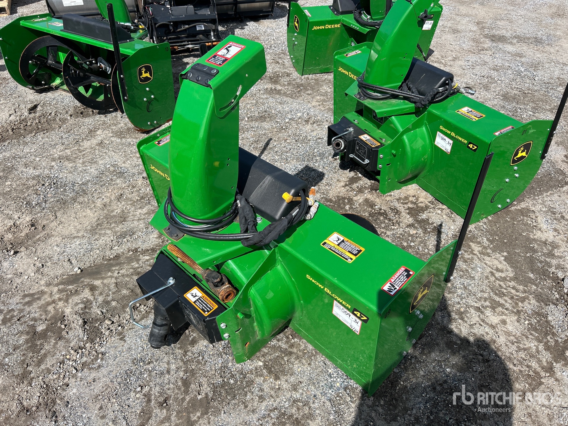 John Deere 47 IN SNOW BLOWER ATTACHMENT